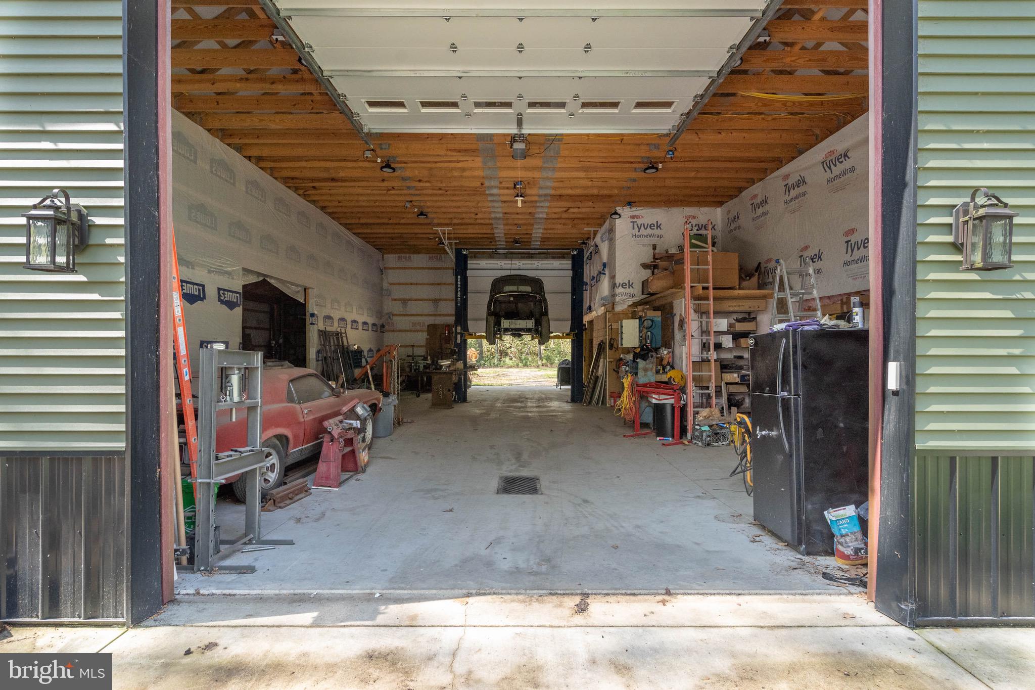 DEEP BRANCH FOREST - Residential