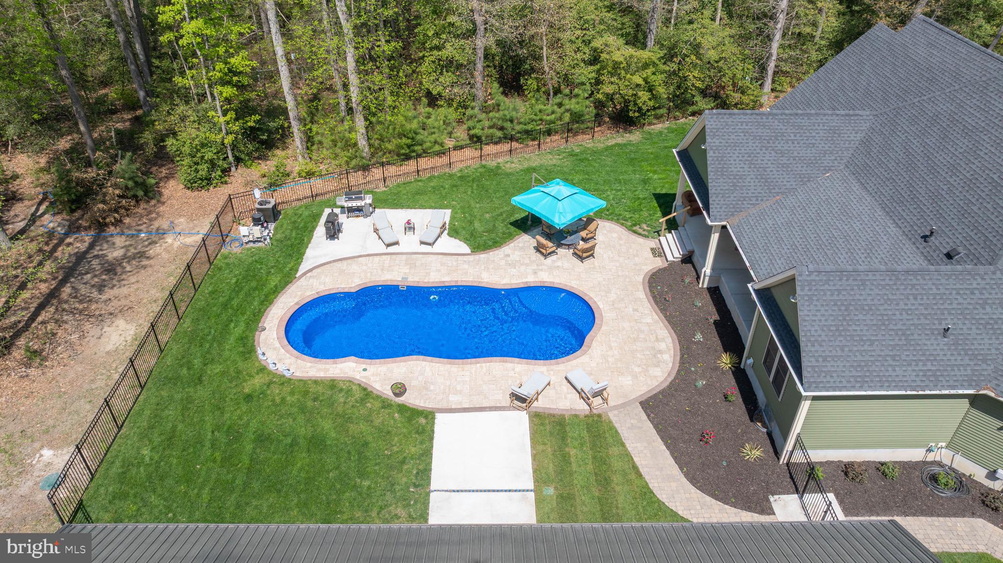 DEEP BRANCH FOREST - Residential