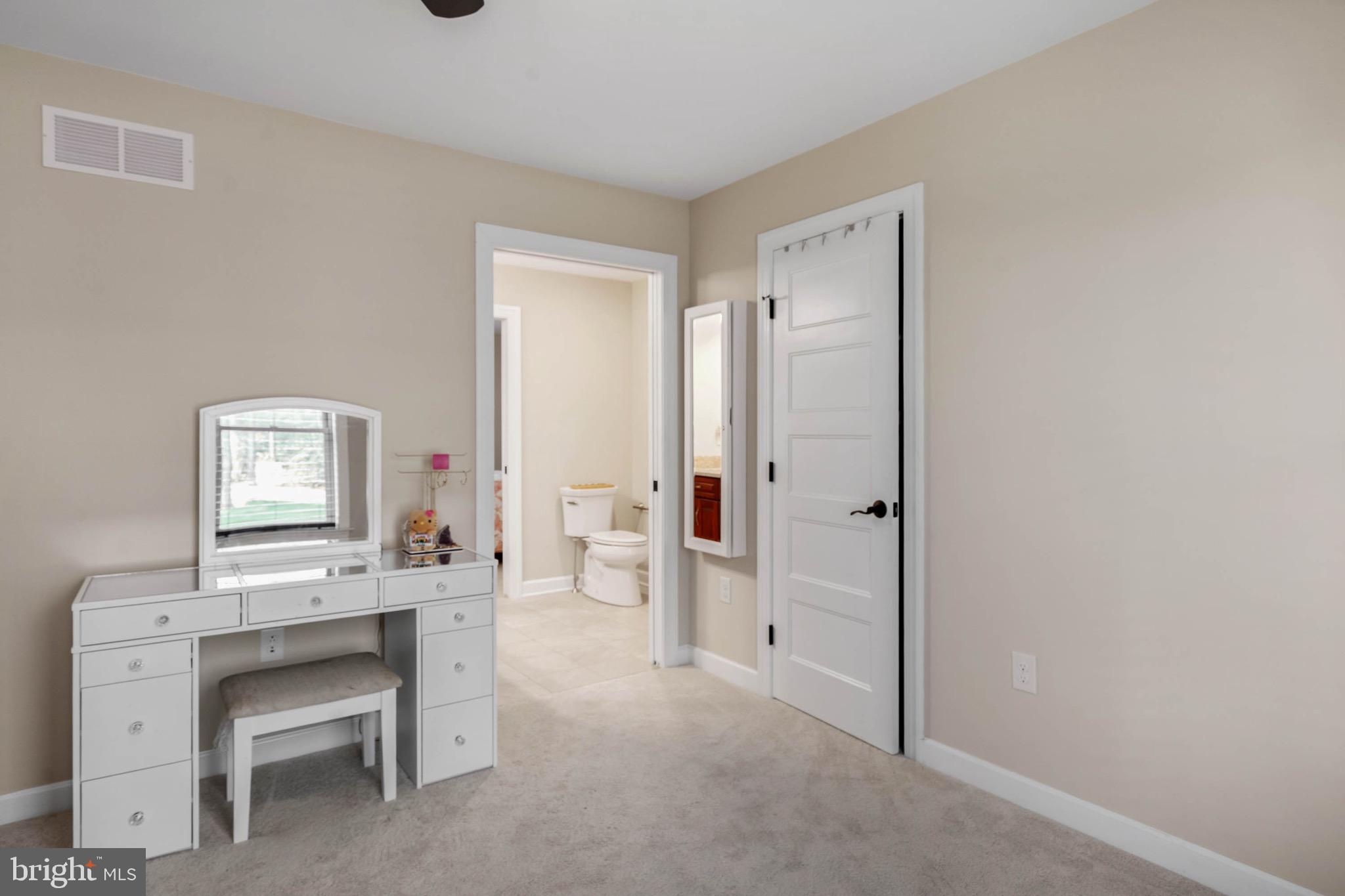 DEEP BRANCH FOREST - Residential