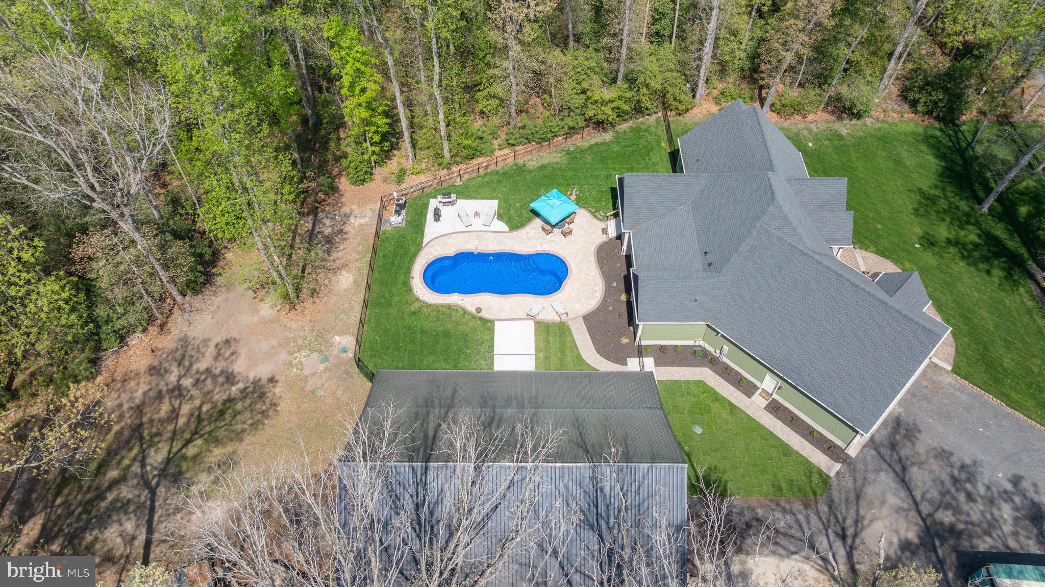 DEEP BRANCH FOREST - Residential