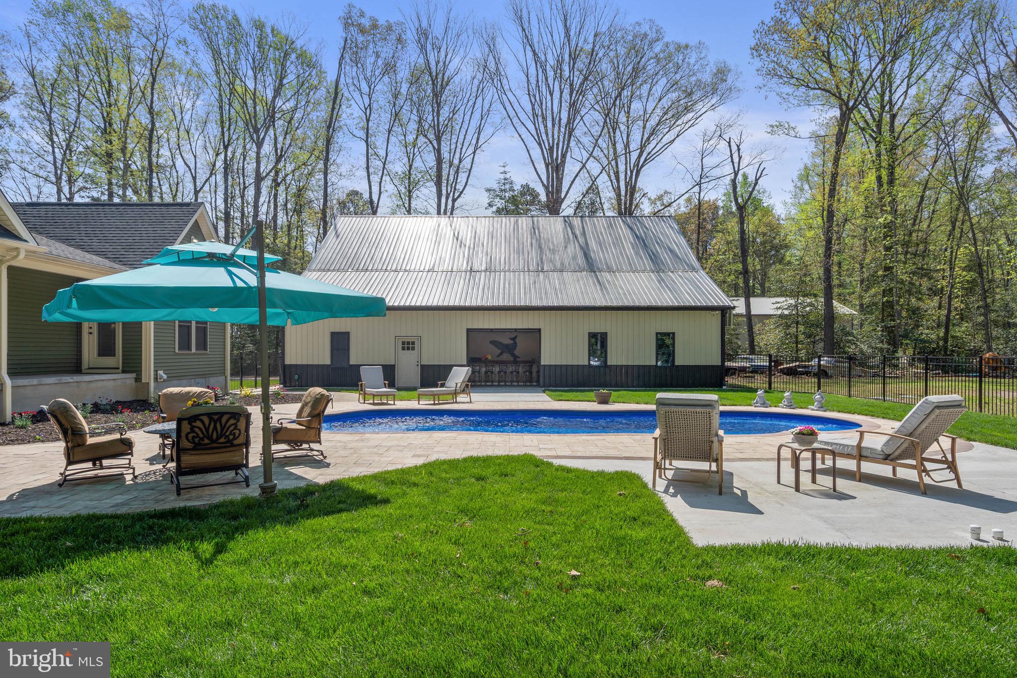 DEEP BRANCH FOREST - Residential