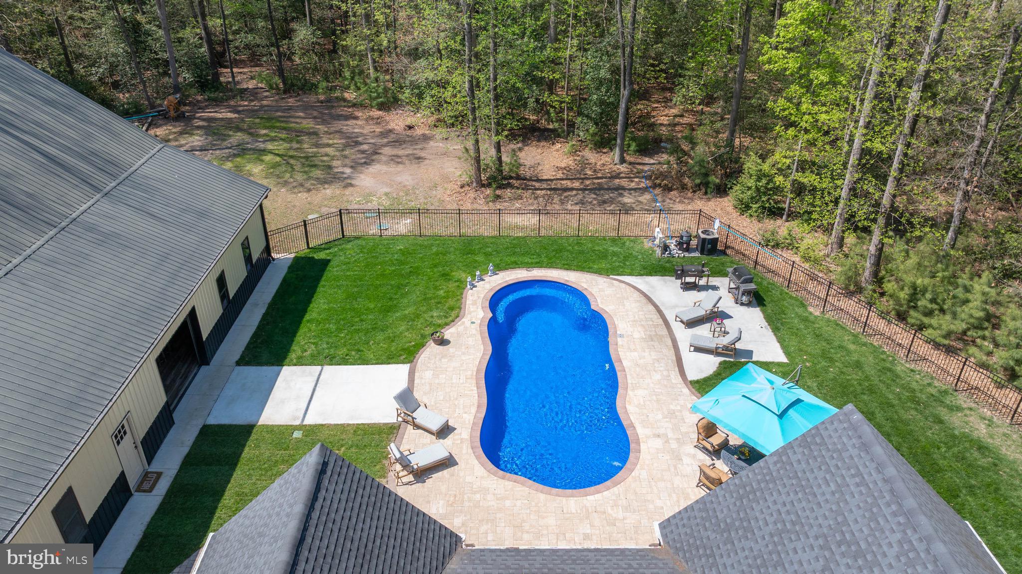 DEEP BRANCH FOREST - Residential