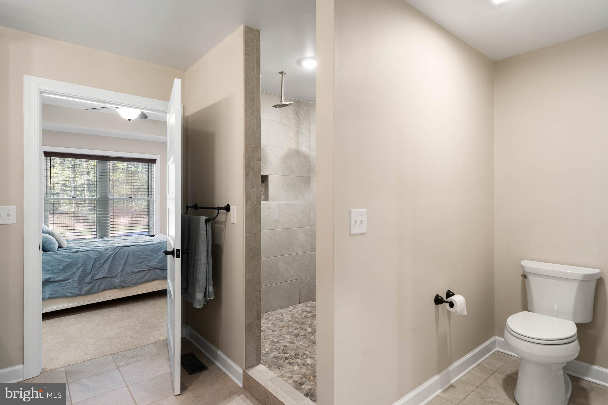 DEEP BRANCH FOREST - Residential