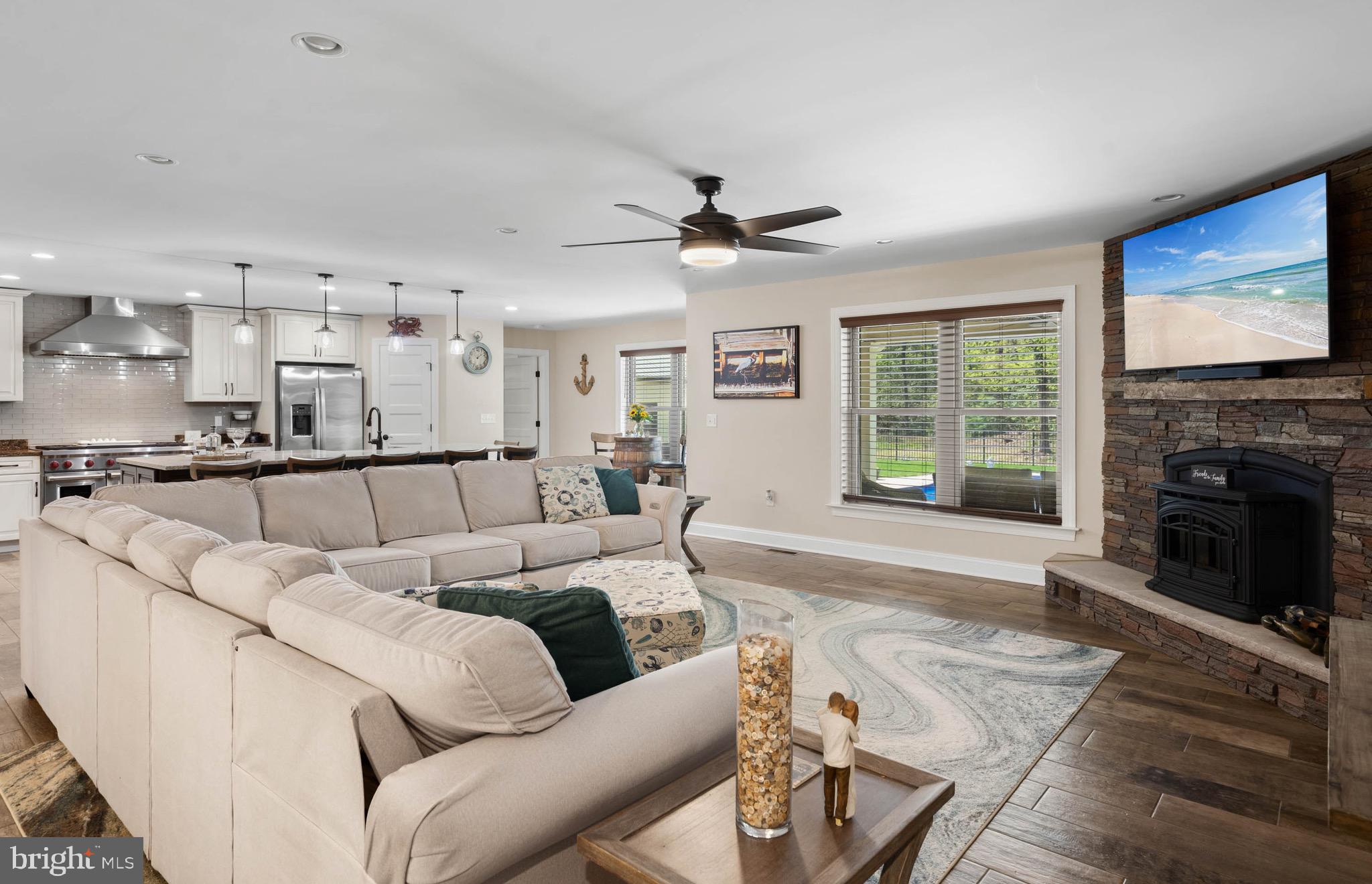 DEEP BRANCH FOREST - Residential