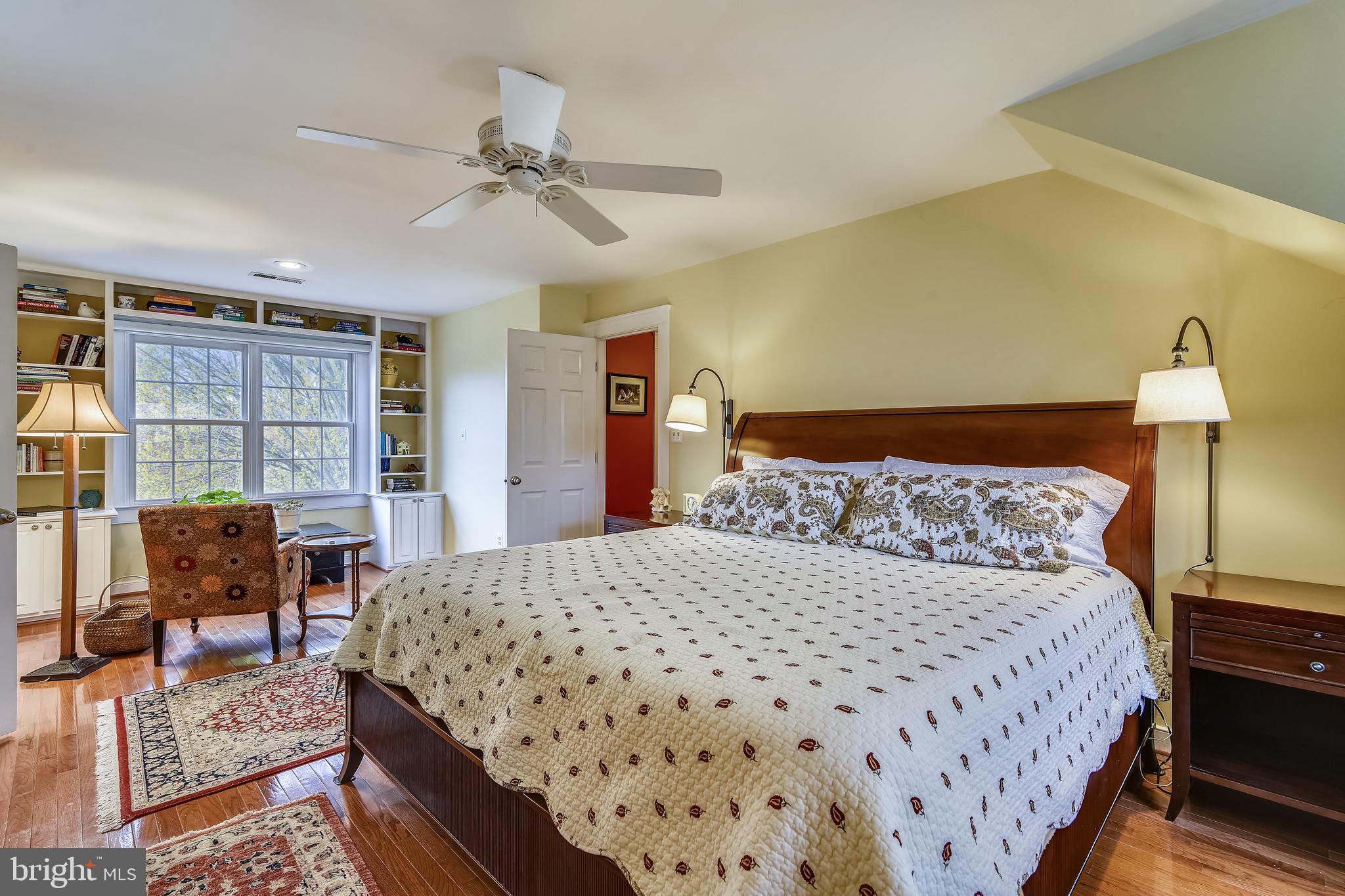 LEESBURG - Residential