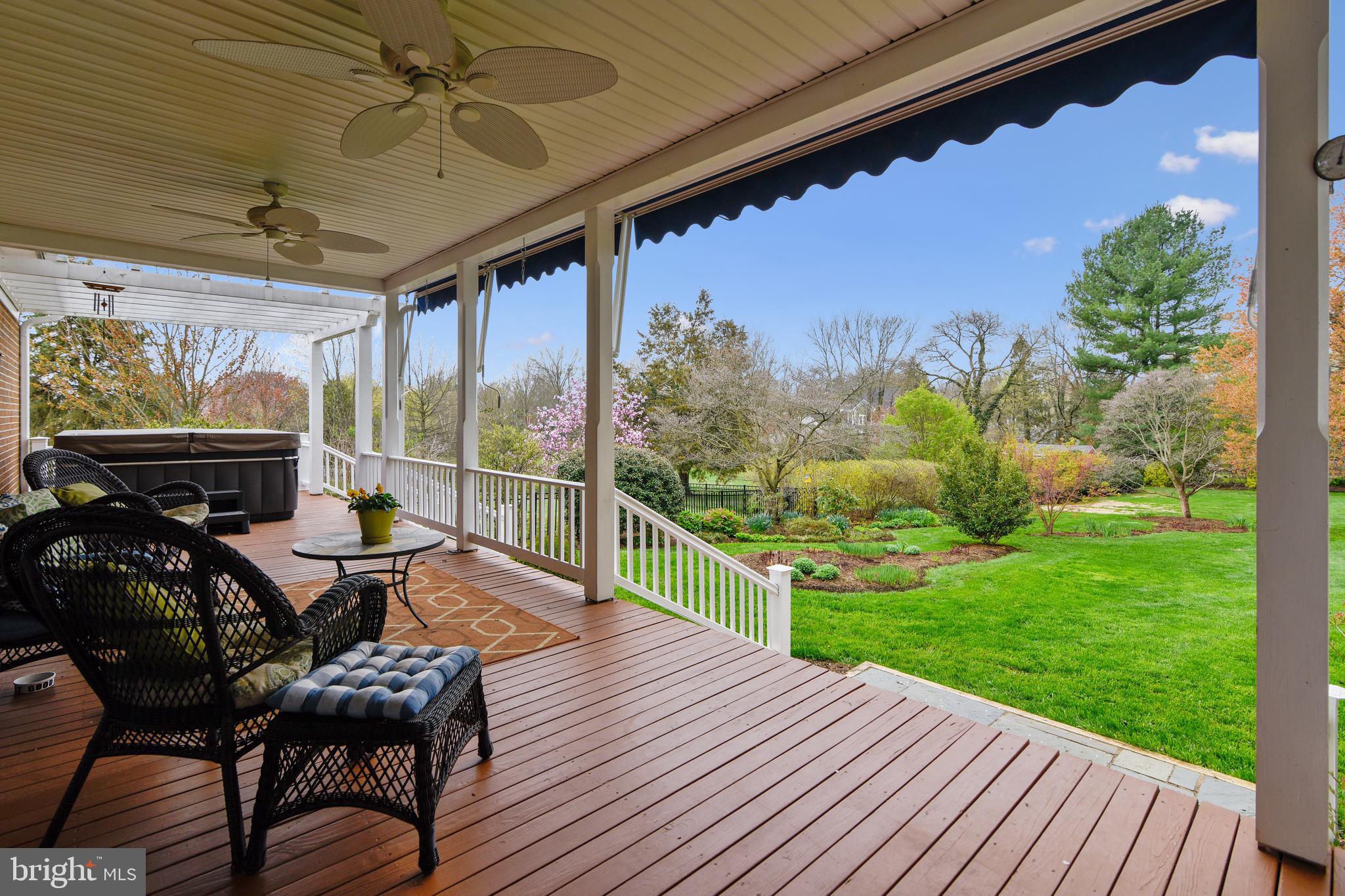 LEESBURG - Residential