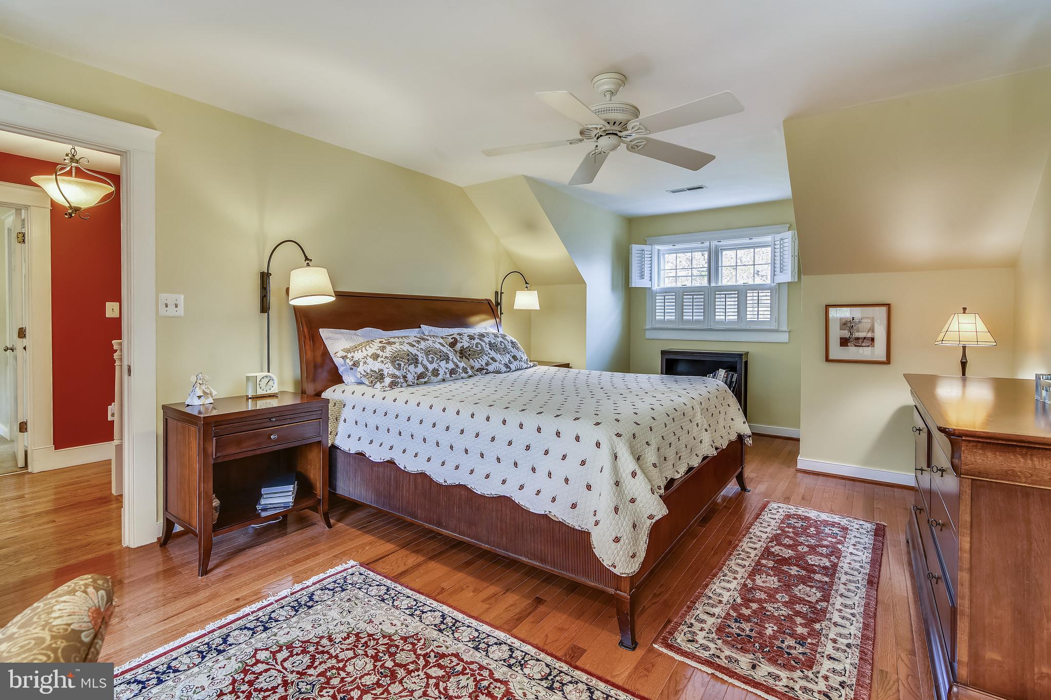 LEESBURG - Residential