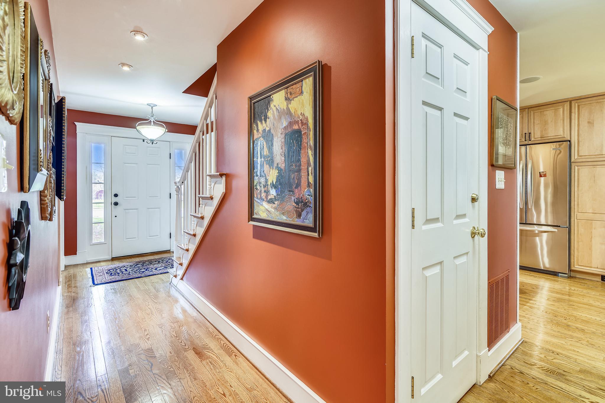 LEESBURG - Residential