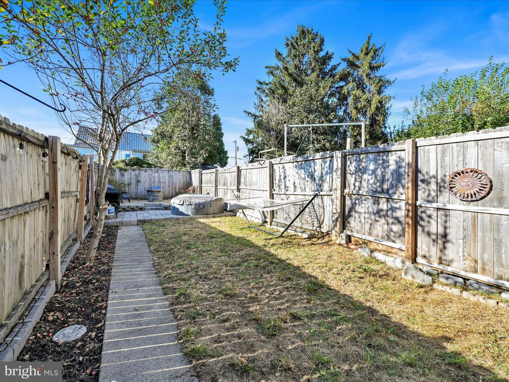 Photo of 437 Cherry Street, COLUMBIA, PA 17512 (MLS # PALA2076774)