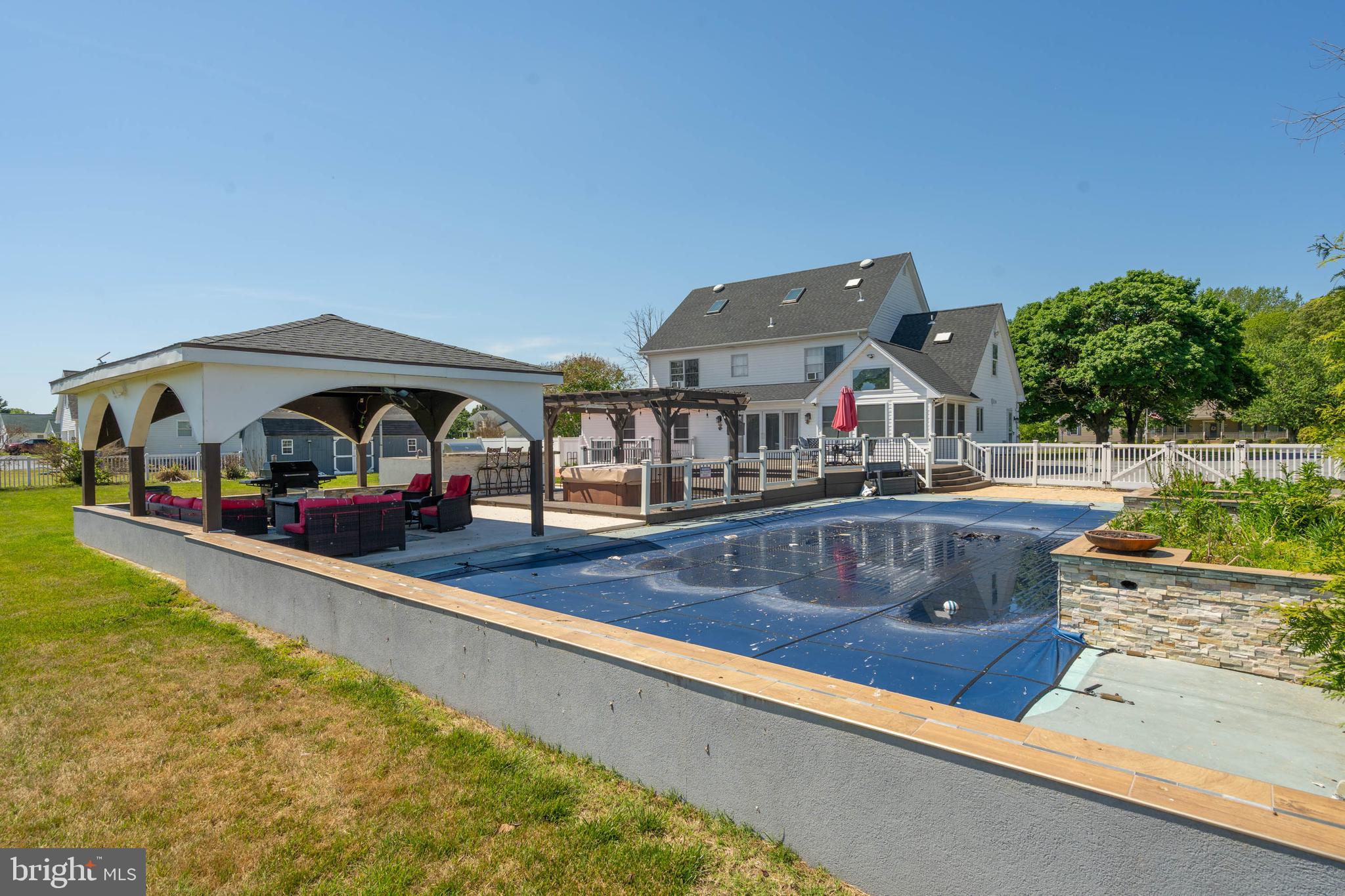 MEADOW DRIVE I AND II - Residential