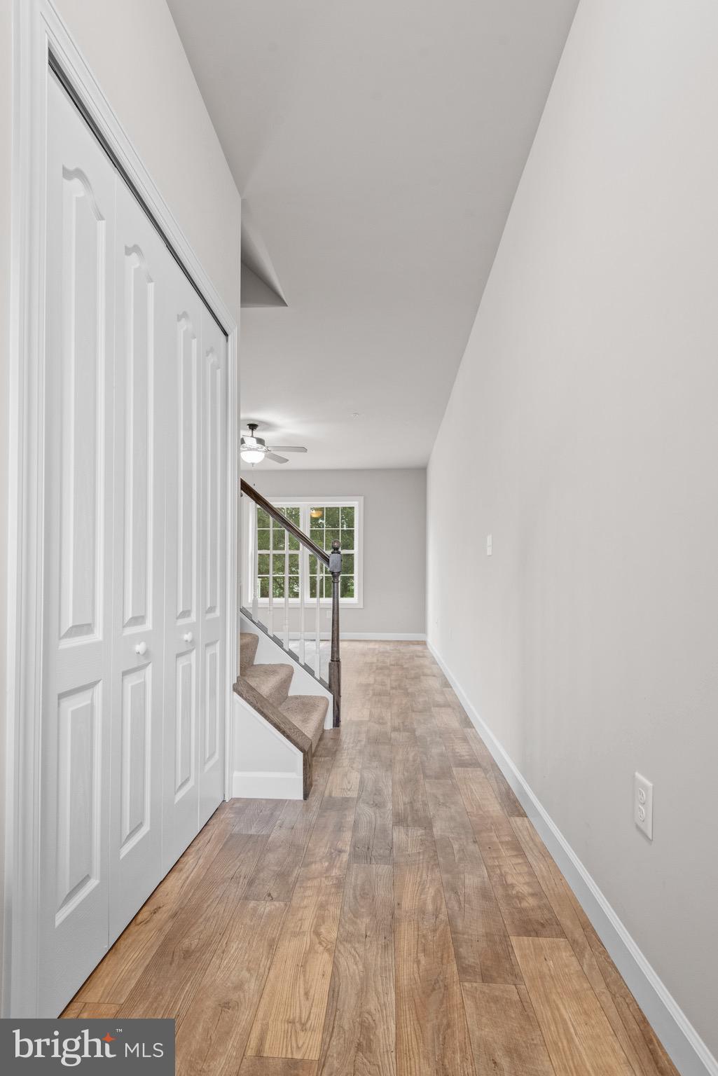 WOODLAND HILLS - Residential