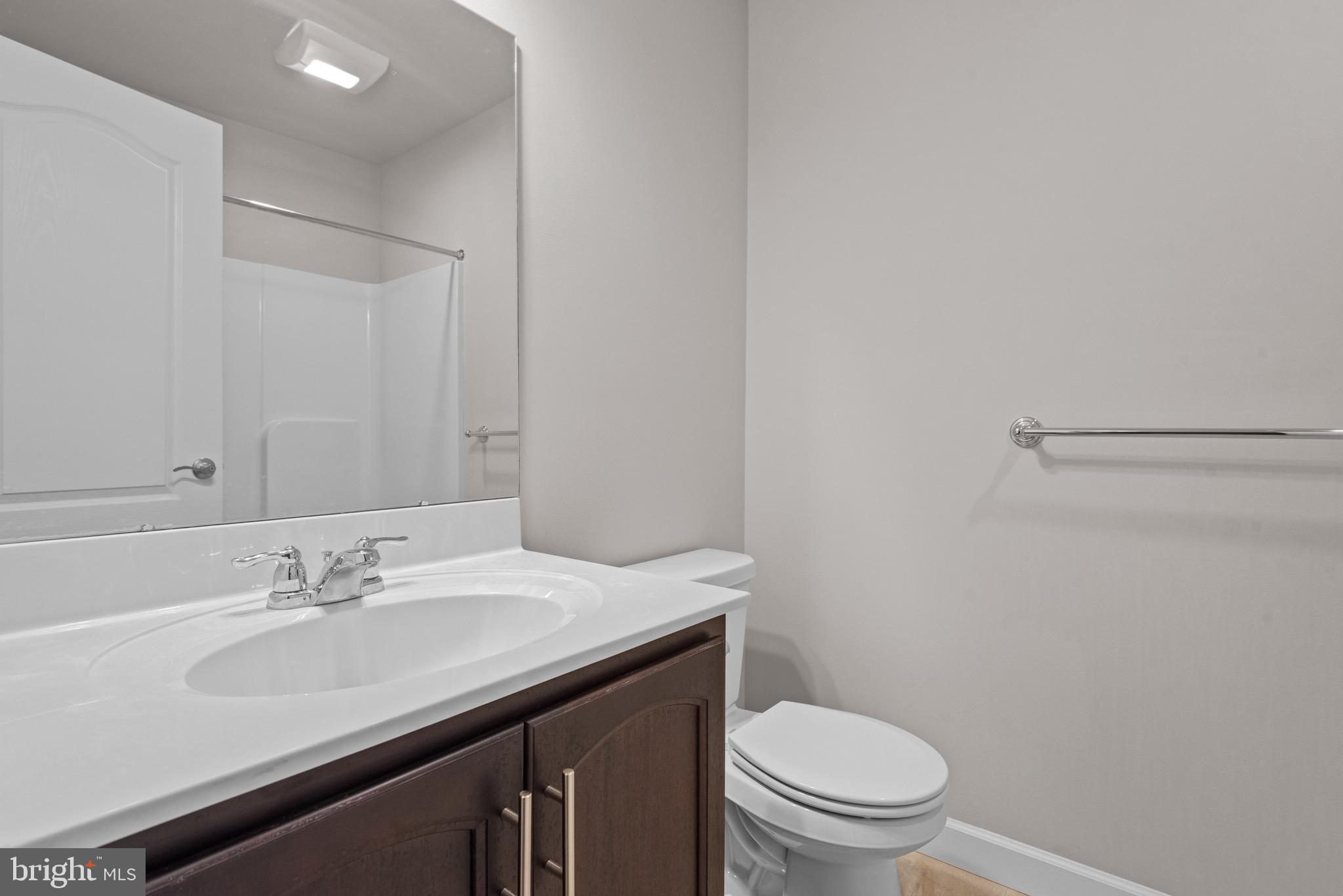 WOODLAND HILLS - Residential