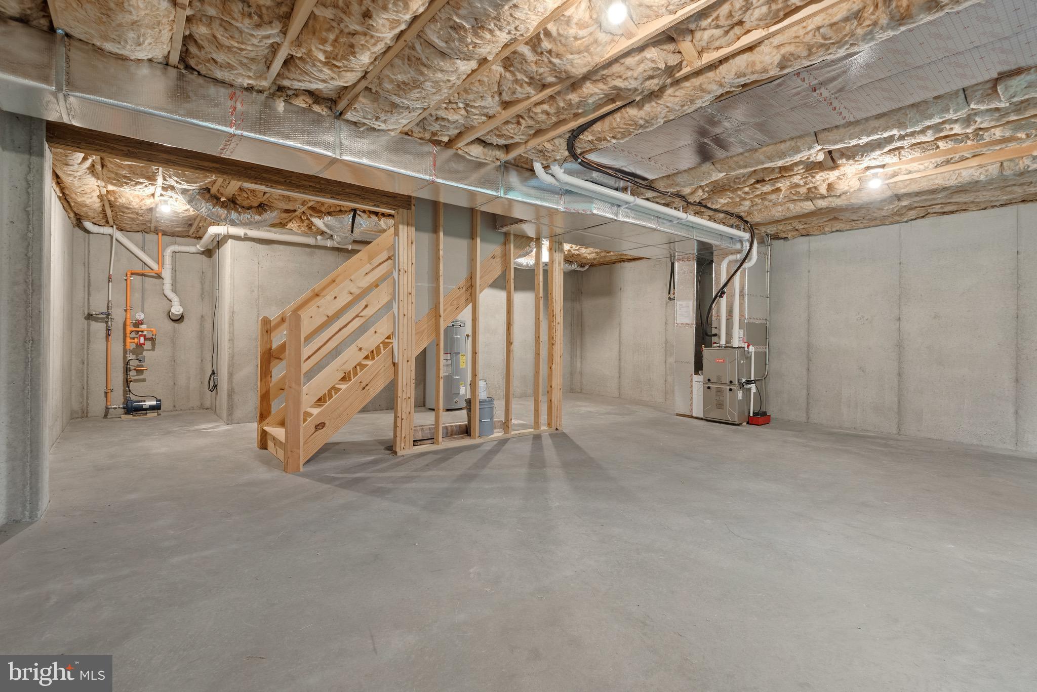 WOODLAND HILLS - Residential