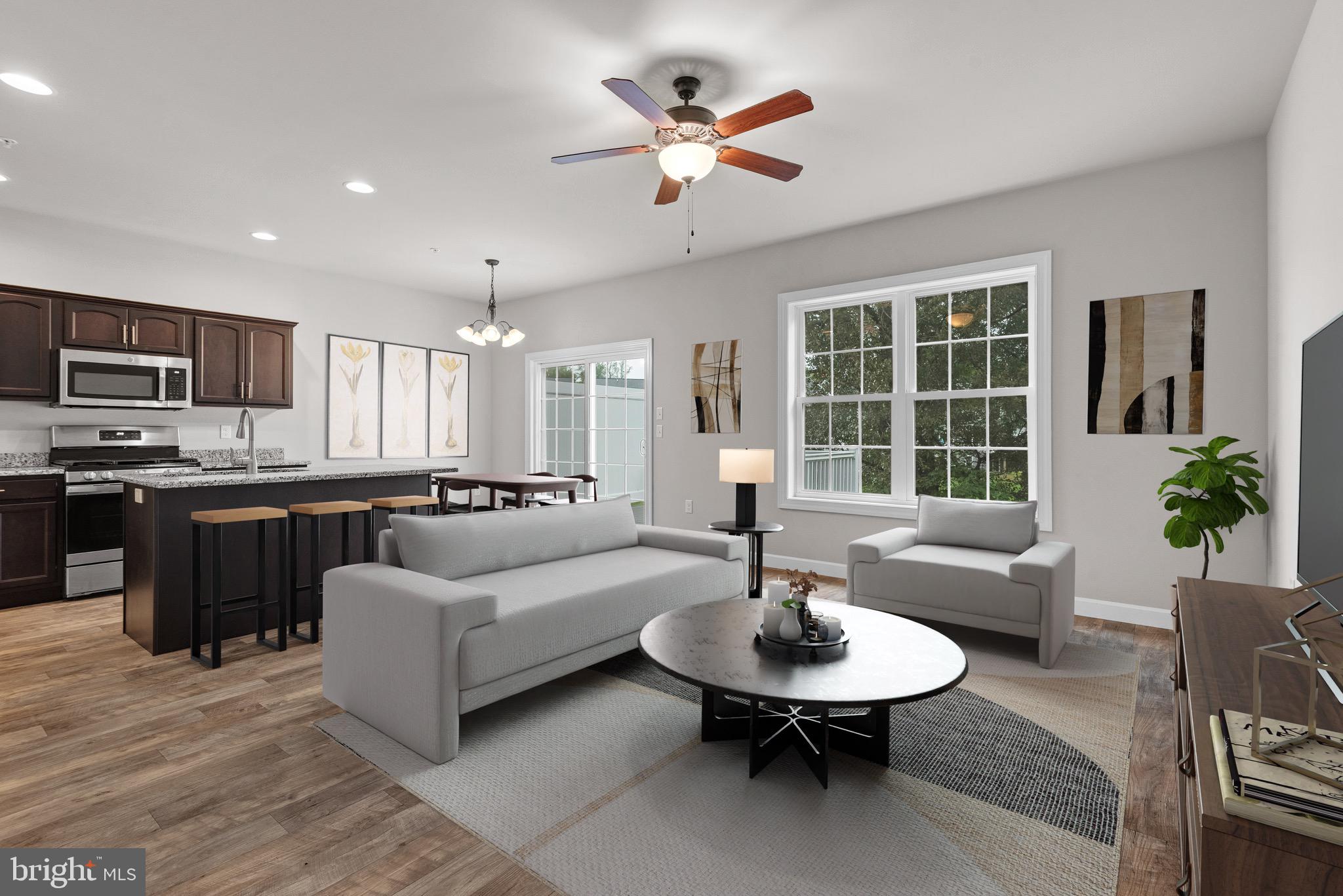 WOODLAND HILLS - Residential