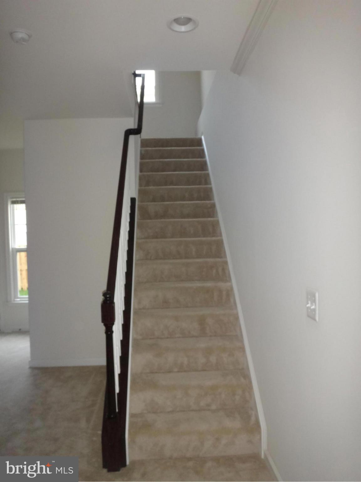 SIGNATURE AT BROADLANDS - Residential Lease