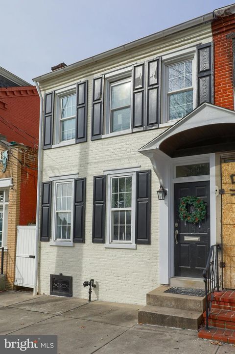 Photo of 519 LOCUST ST, COLUMBIA, PA 17512 (MLS # PALA2033970)