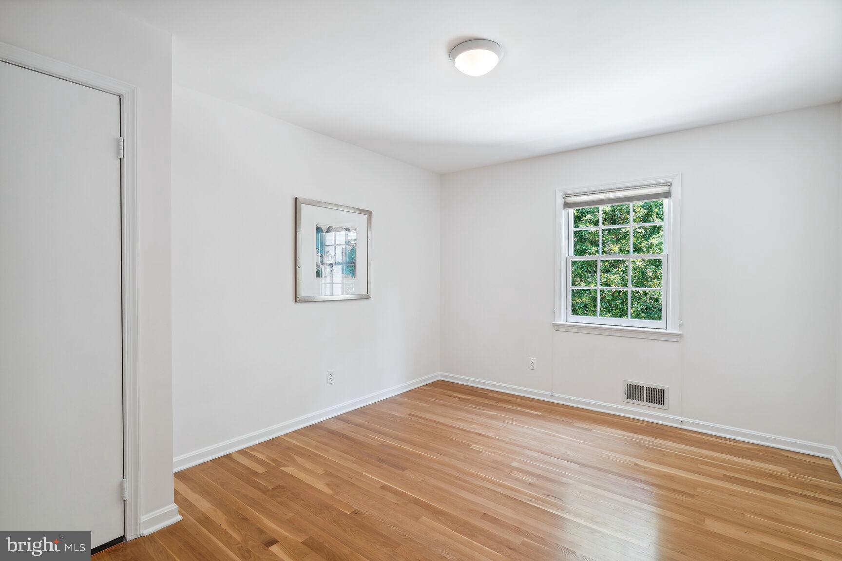 KENWOOD PARK - Residential