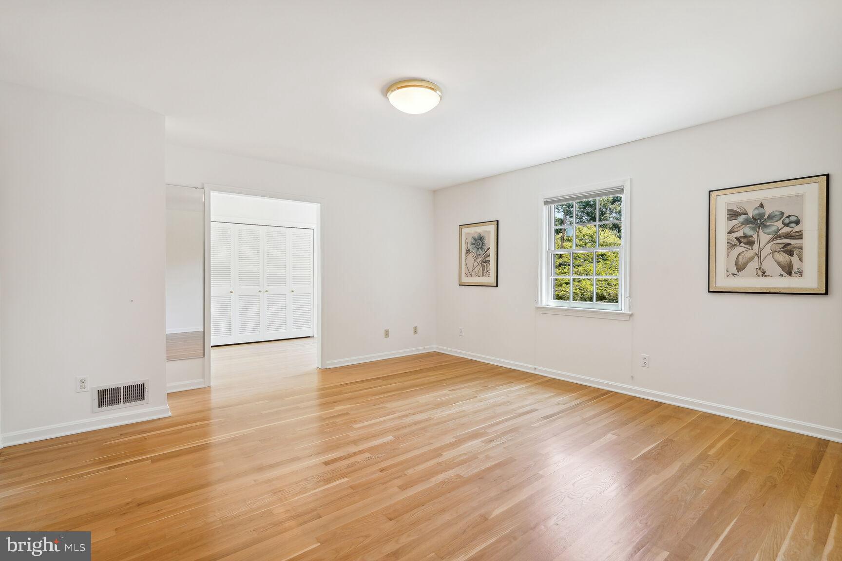 KENWOOD PARK - Residential