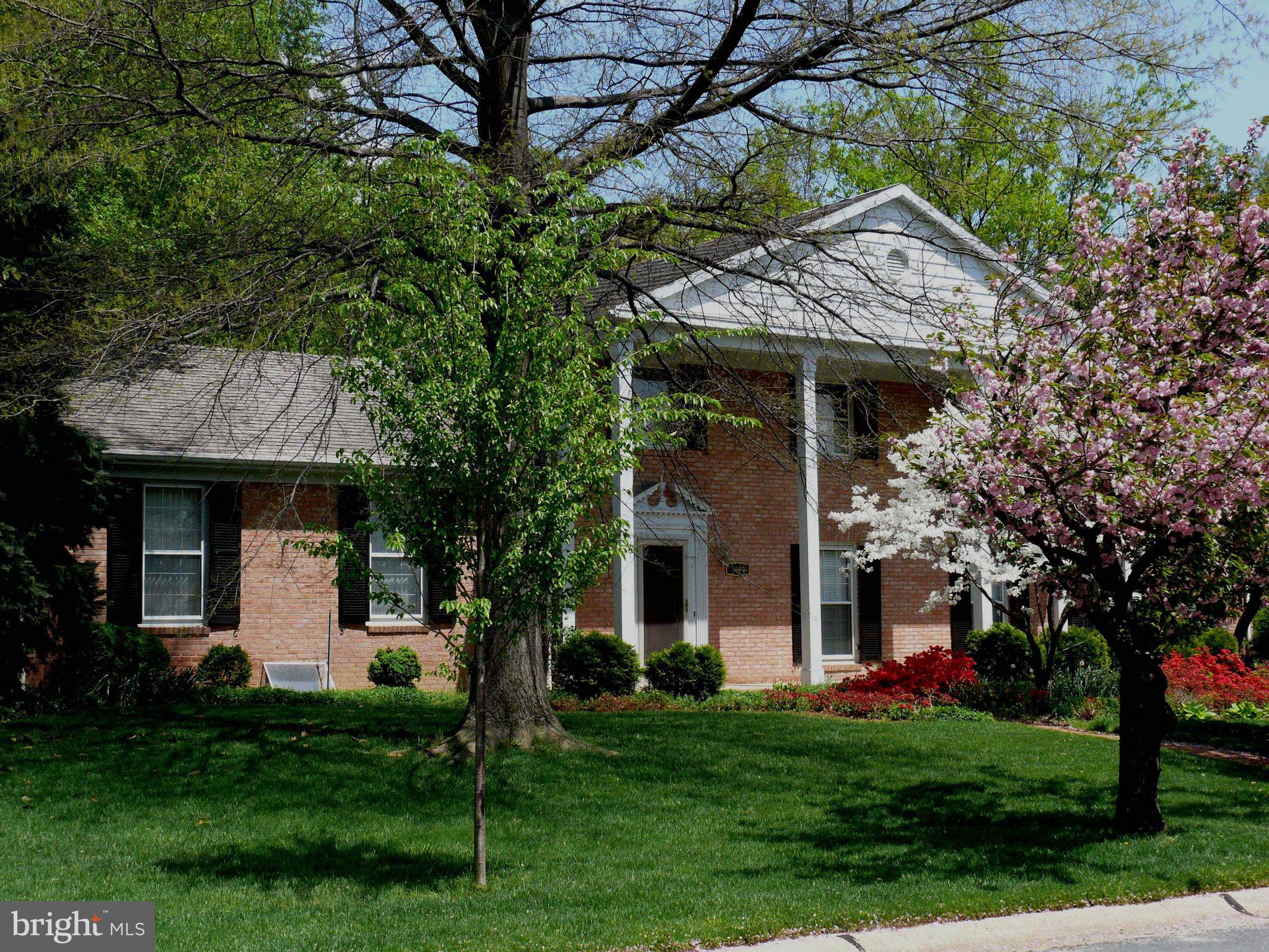 KENWOOD PARK - Residential