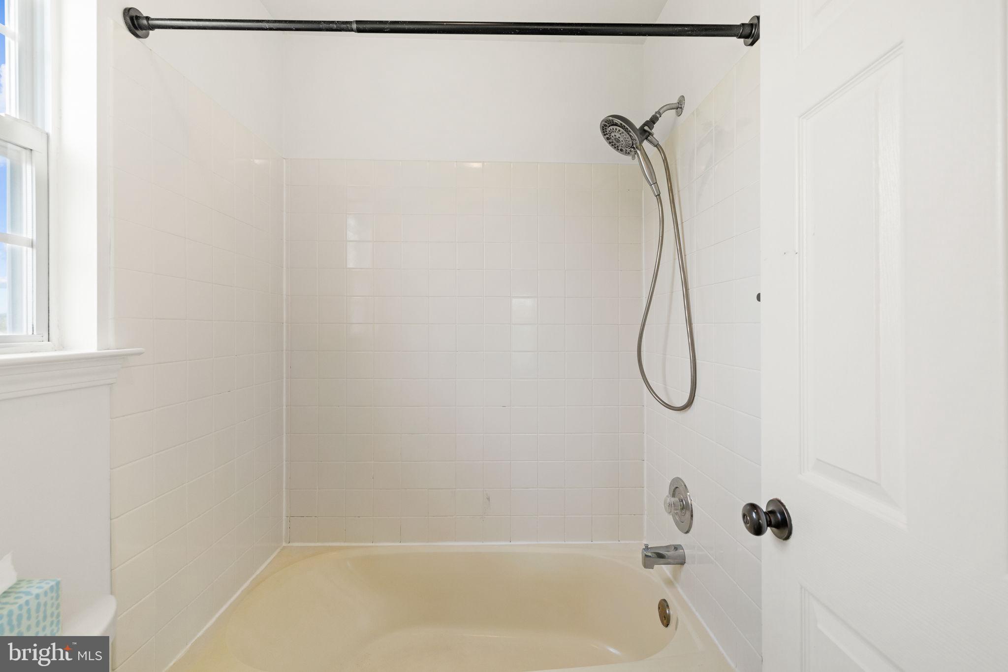 TOLLGATE LANDING - Residential