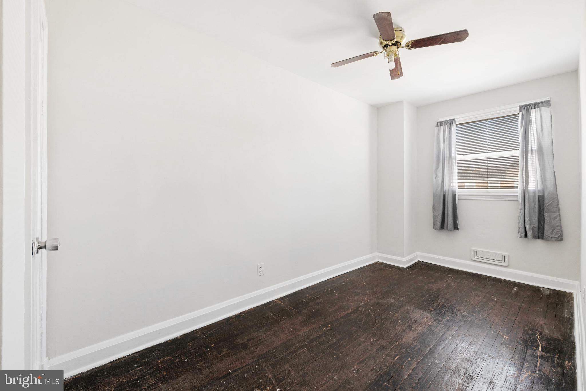 PARKSIDE GARDENS - Residential