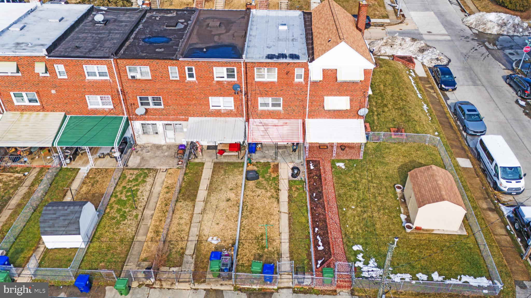 PARKSIDE GARDENS - Residential