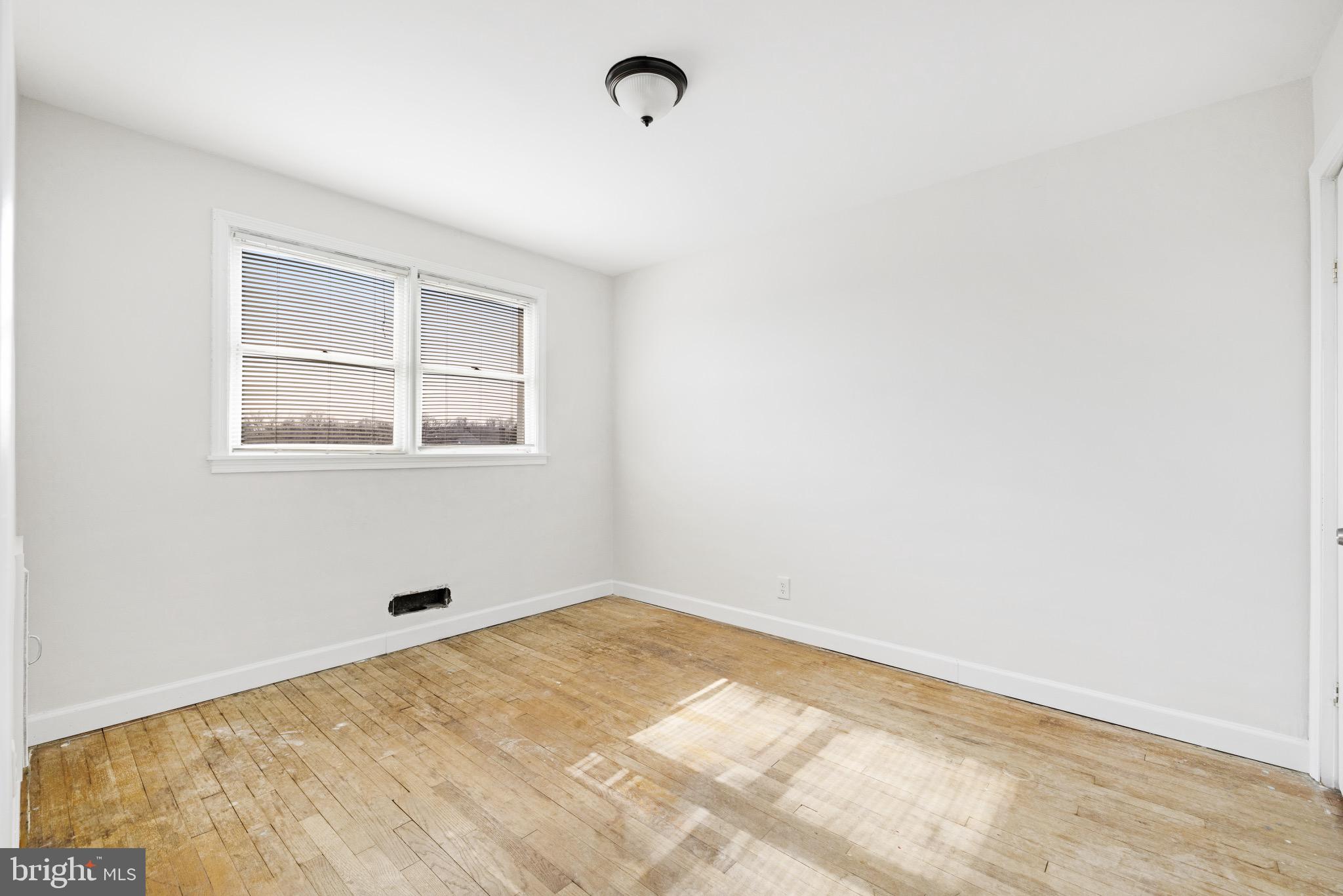 PARKSIDE GARDENS - Residential