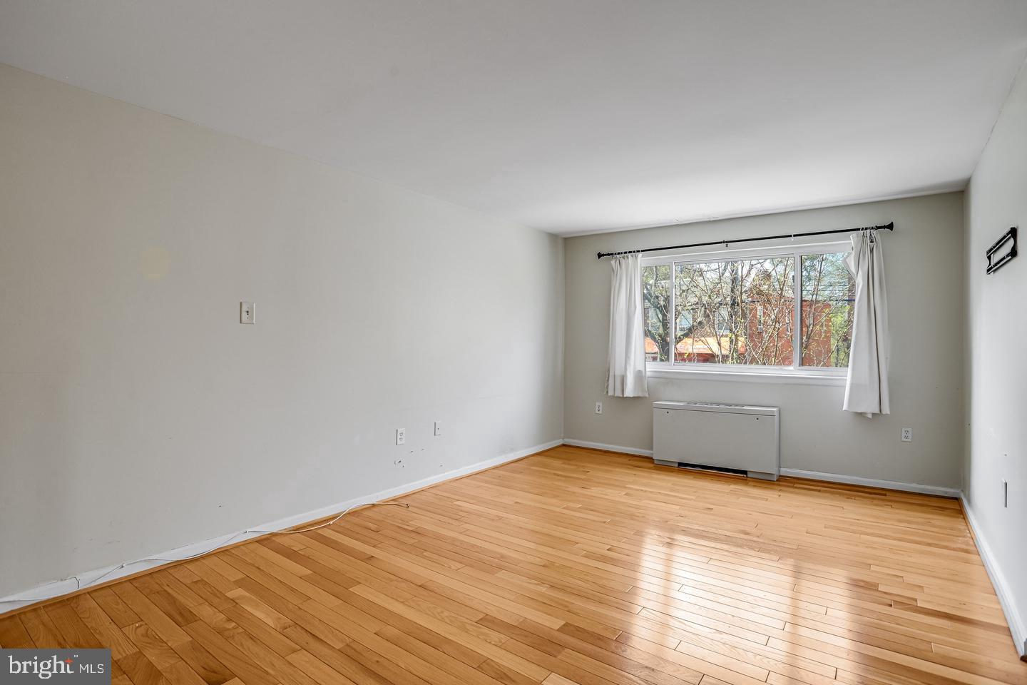 4555 MACARTHUR BOULEVARD NW 103