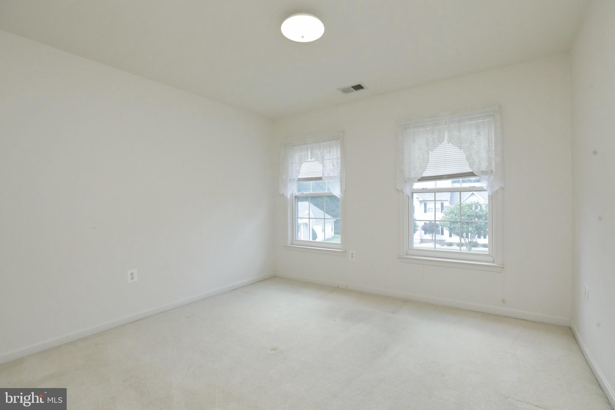 SETTLE WOODS - Residential