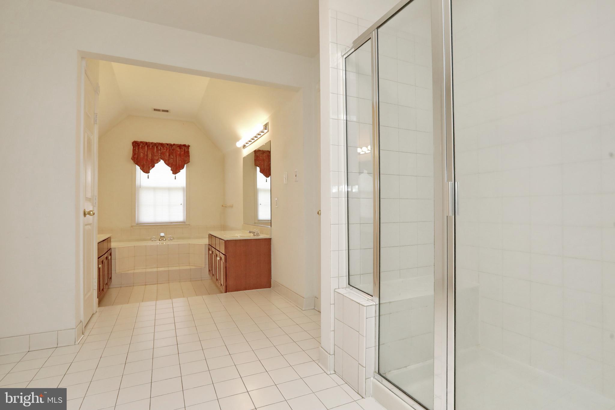 SETTLE WOODS - Residential