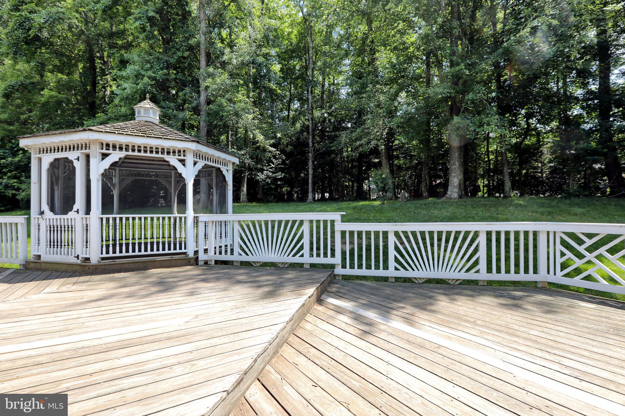 SETTLE WOODS - Residential