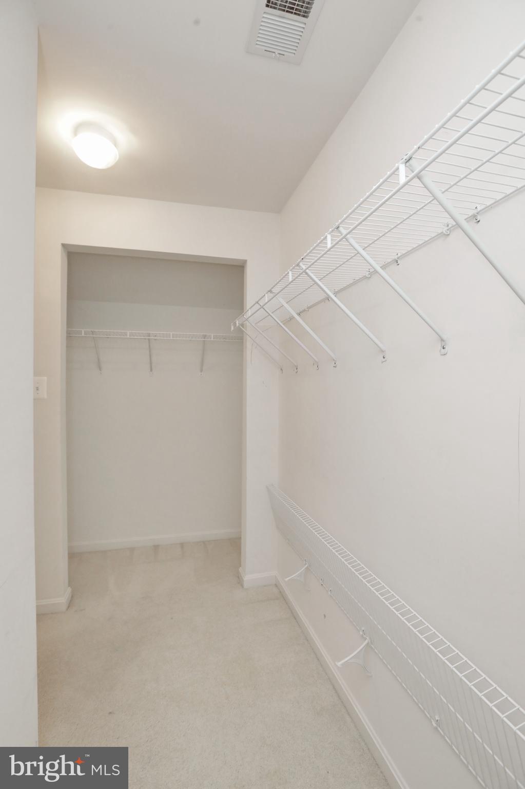 SETTLE WOODS - Residential