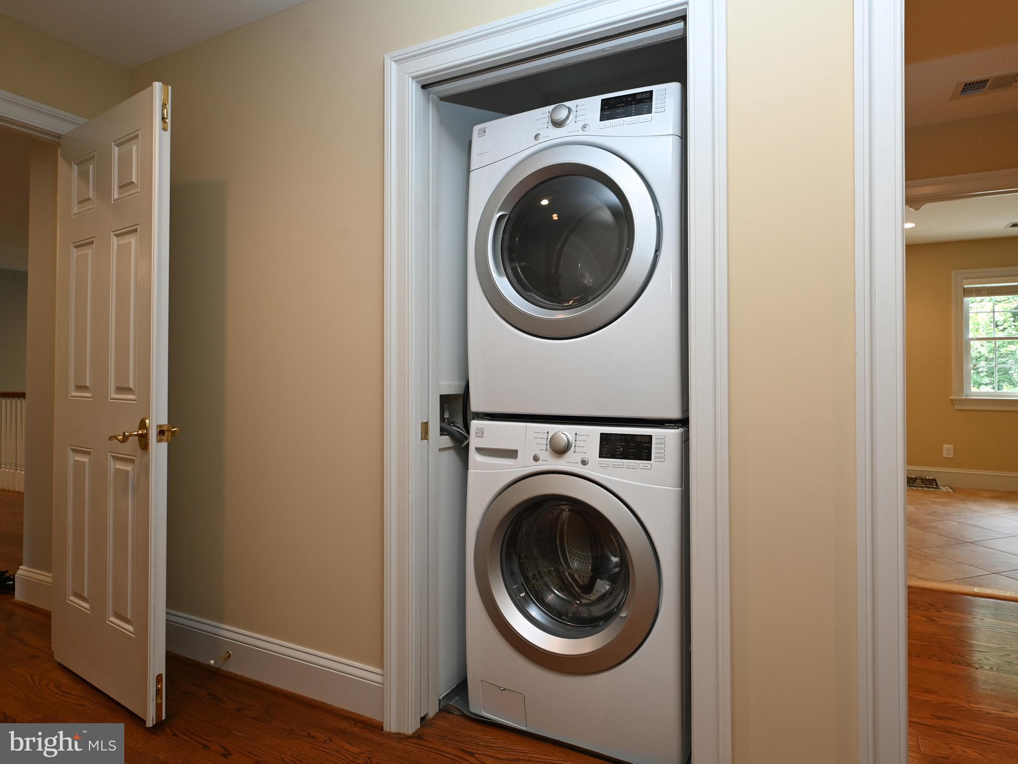 HUNT CHASE - Residential