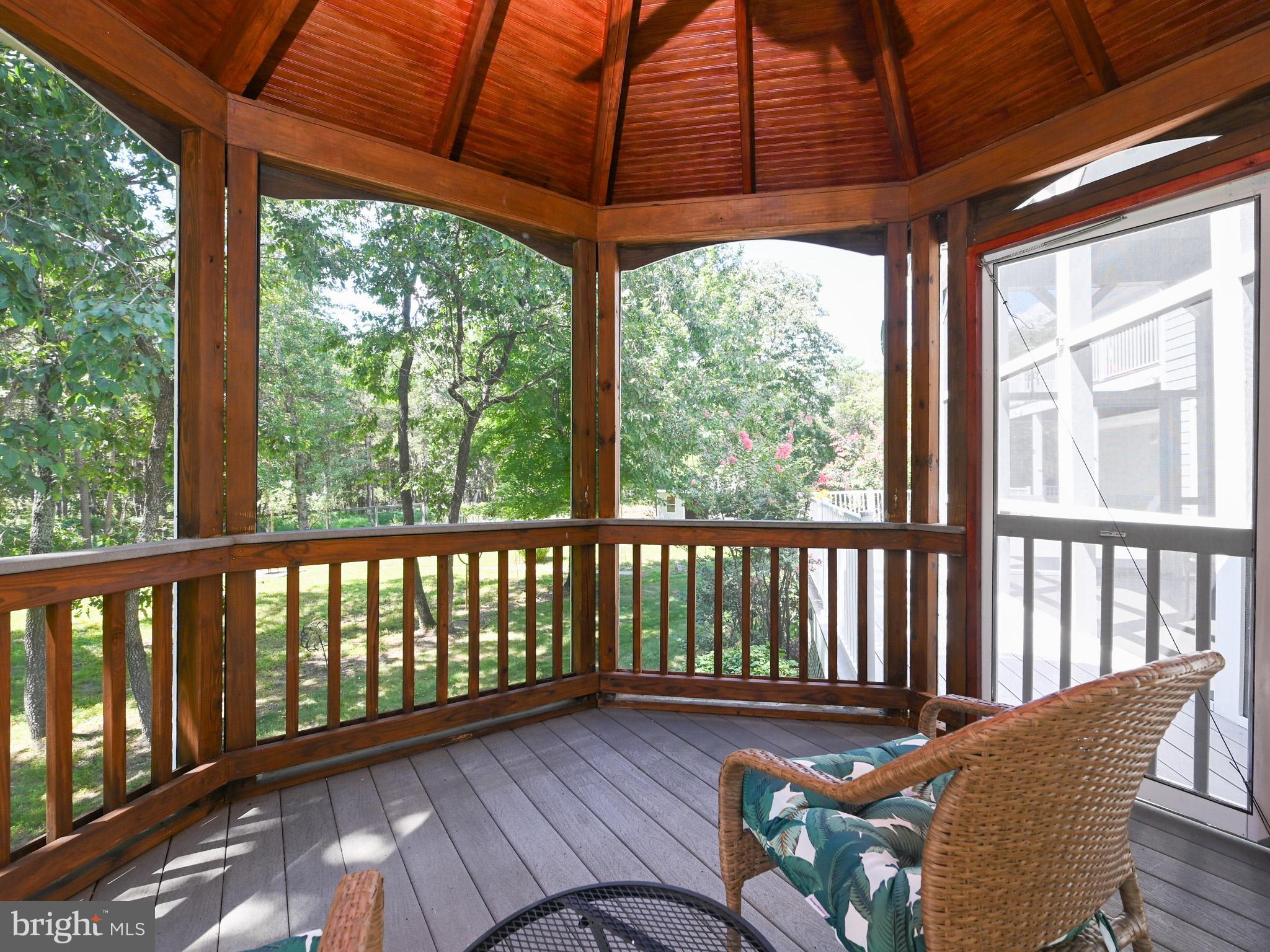 HUNT CHASE - Residential