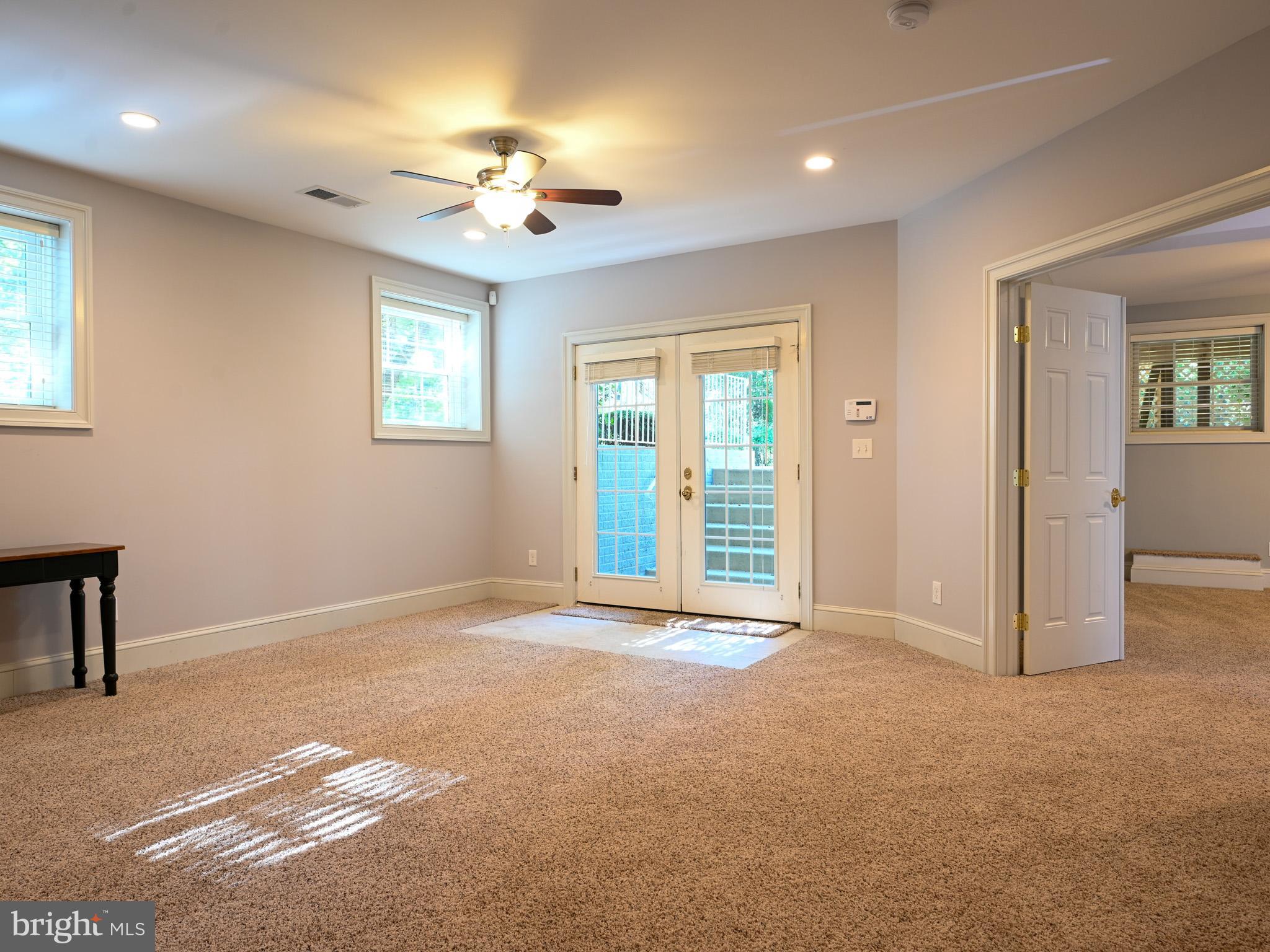 HUNT CHASE - Residential