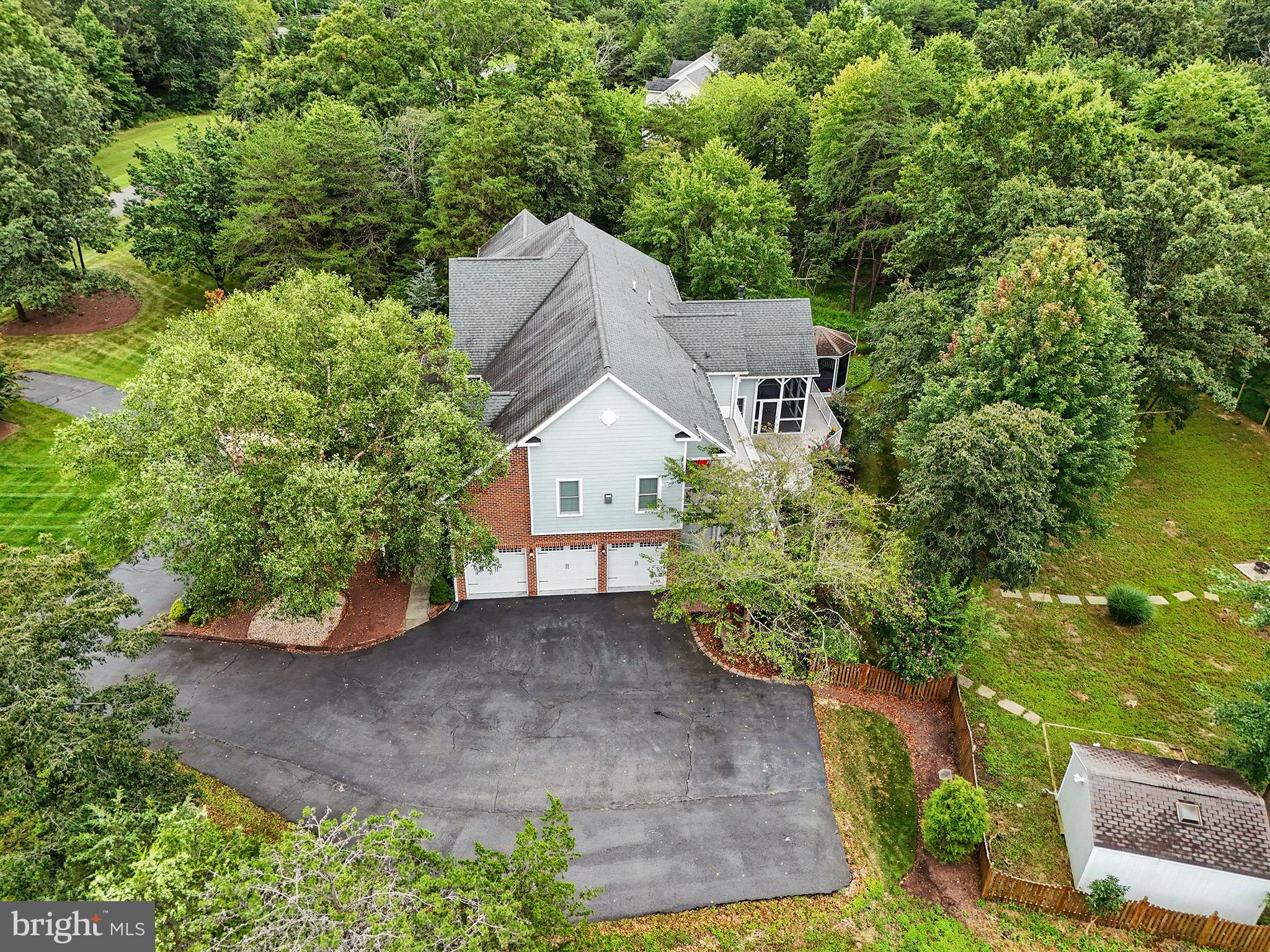6304 HUNT CHASE COURT
