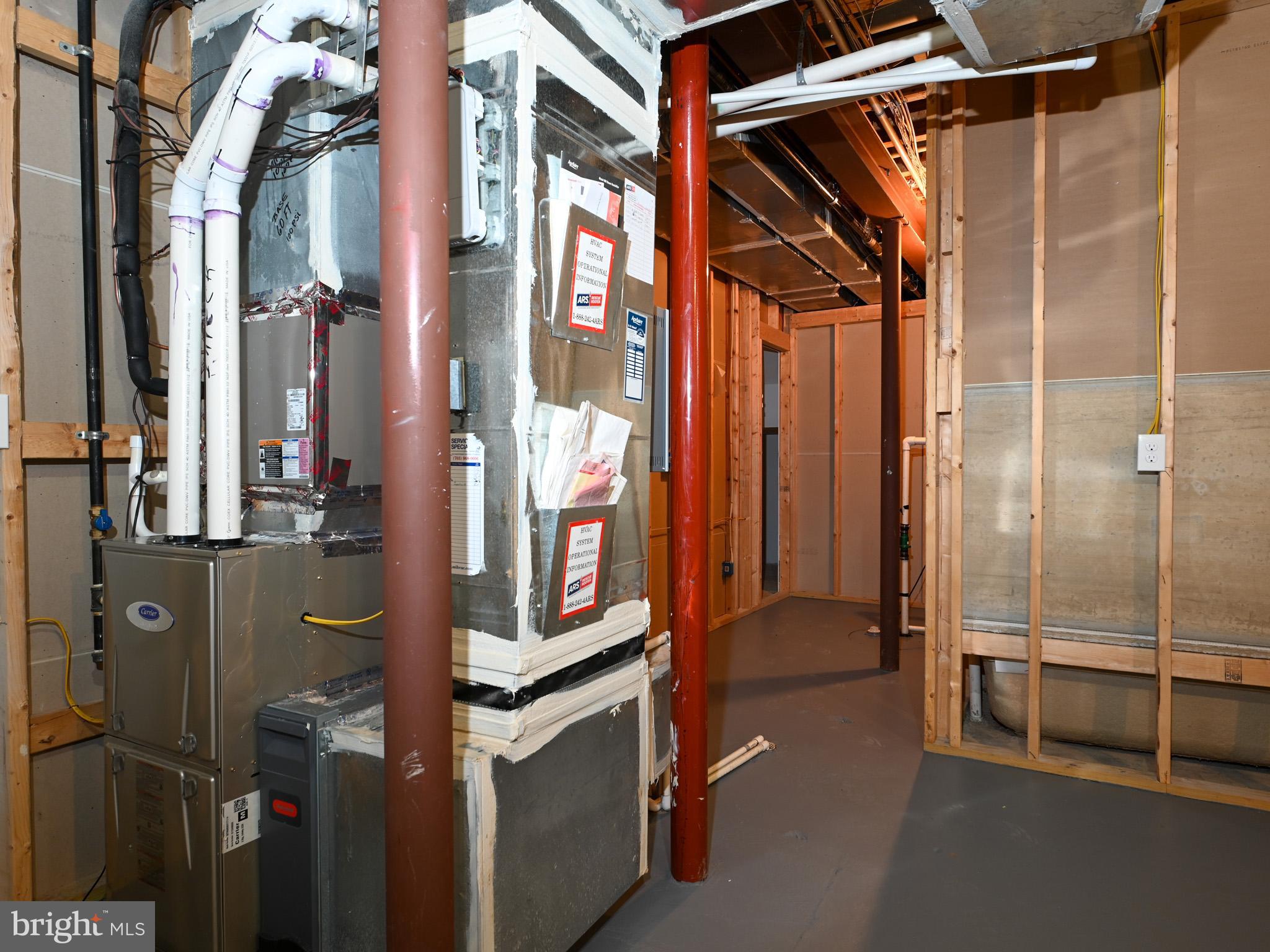 HUNT CHASE - Residential