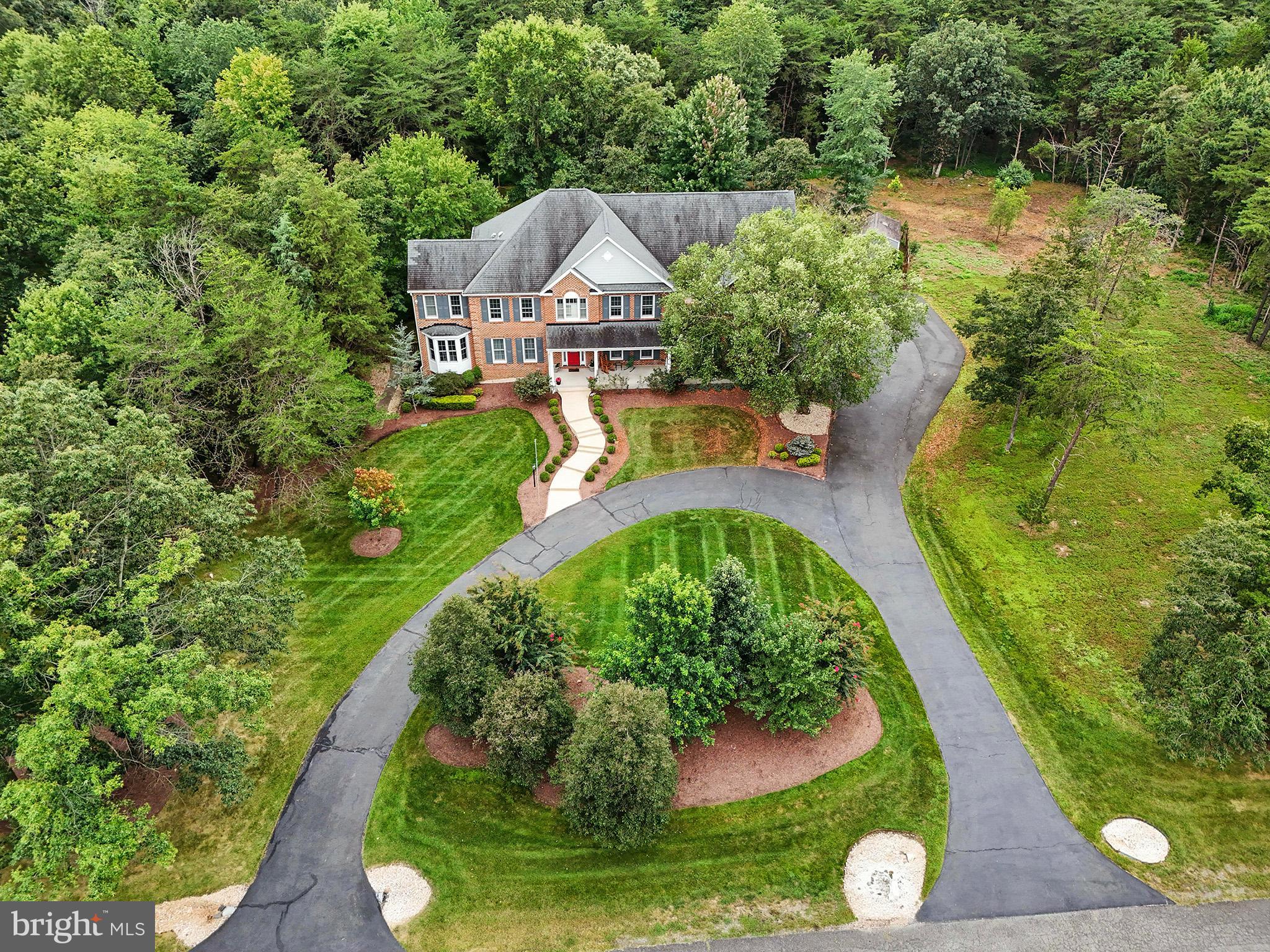 6304 HUNT CHASE COURT