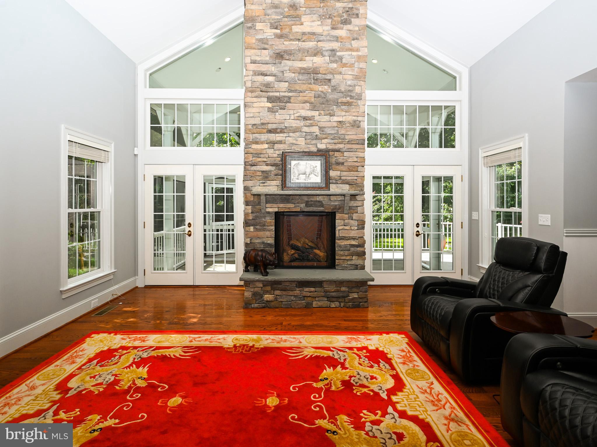 HUNT CHASE - Residential