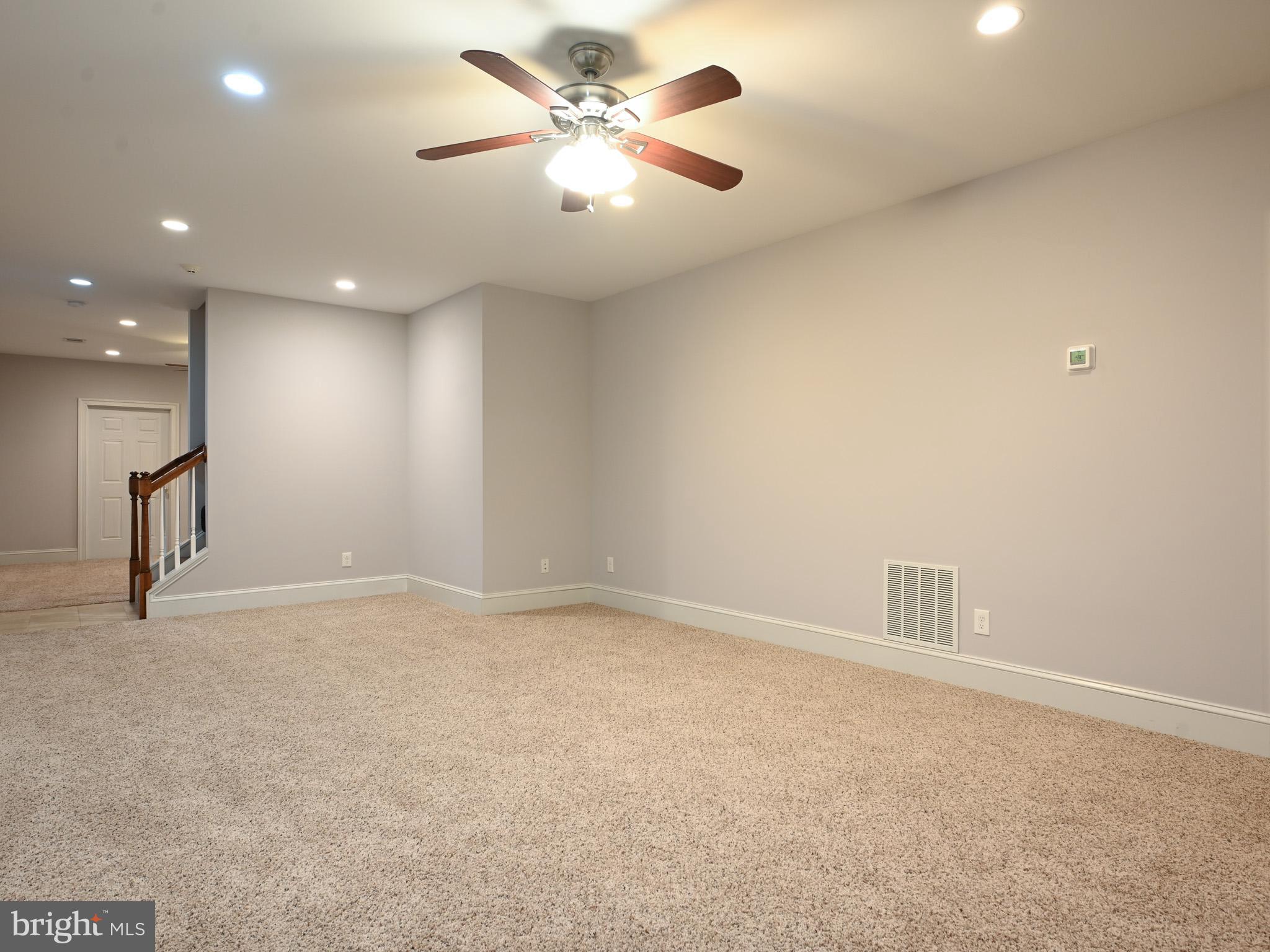 HUNT CHASE - Residential