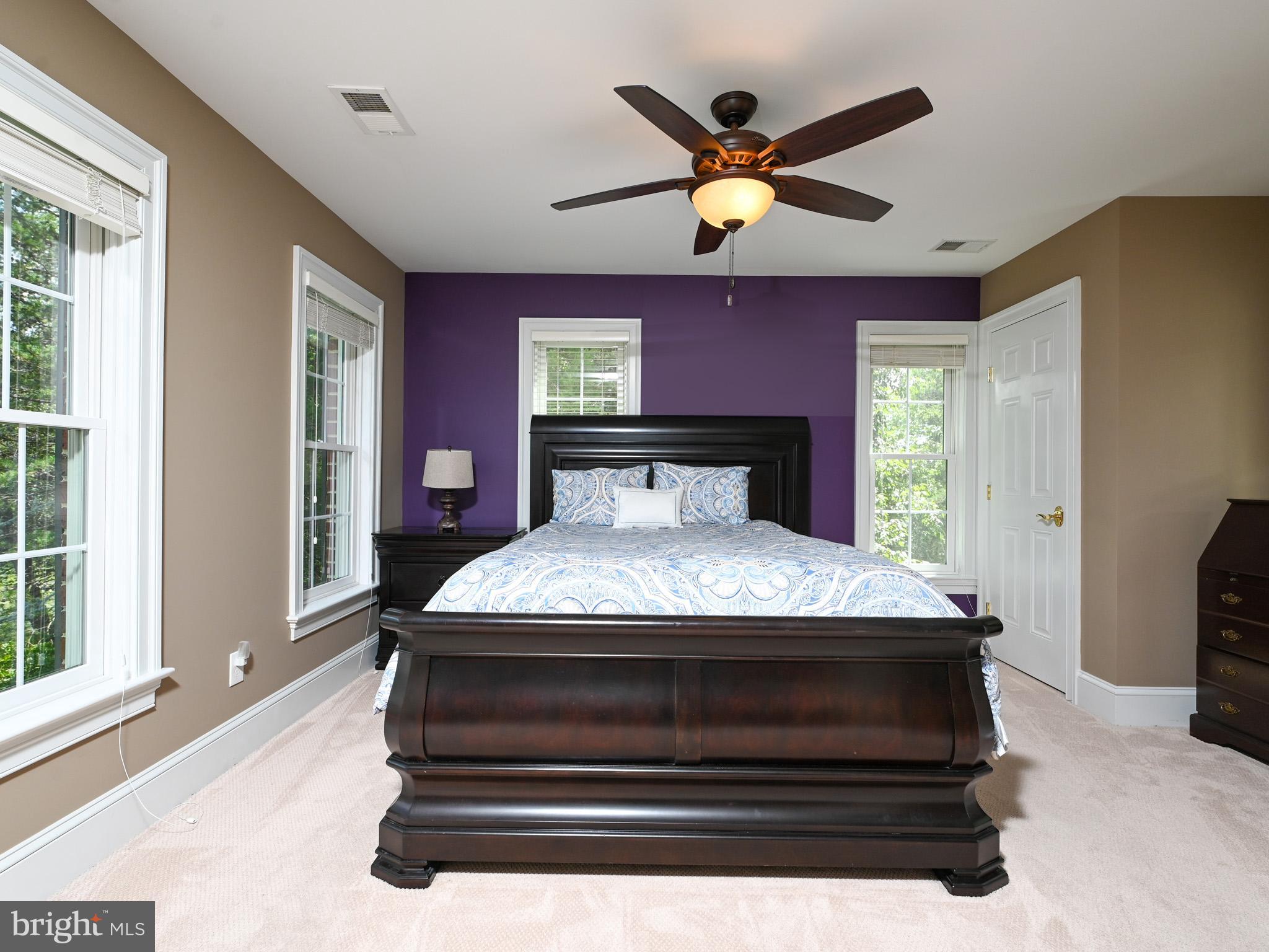 HUNT CHASE - Residential