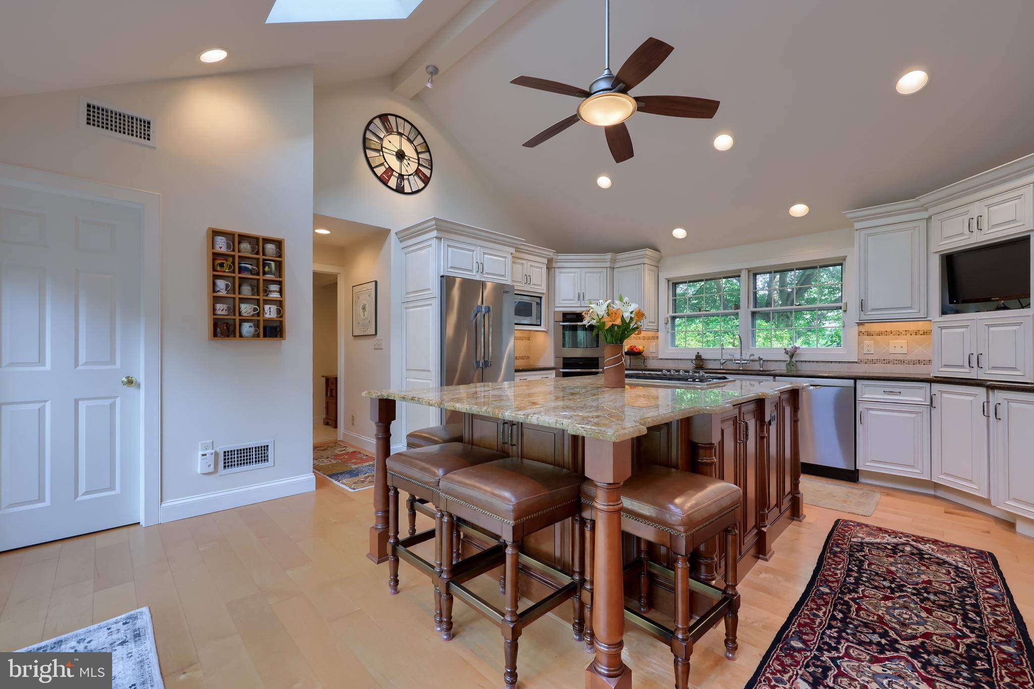 BROOK FARMS - Residential