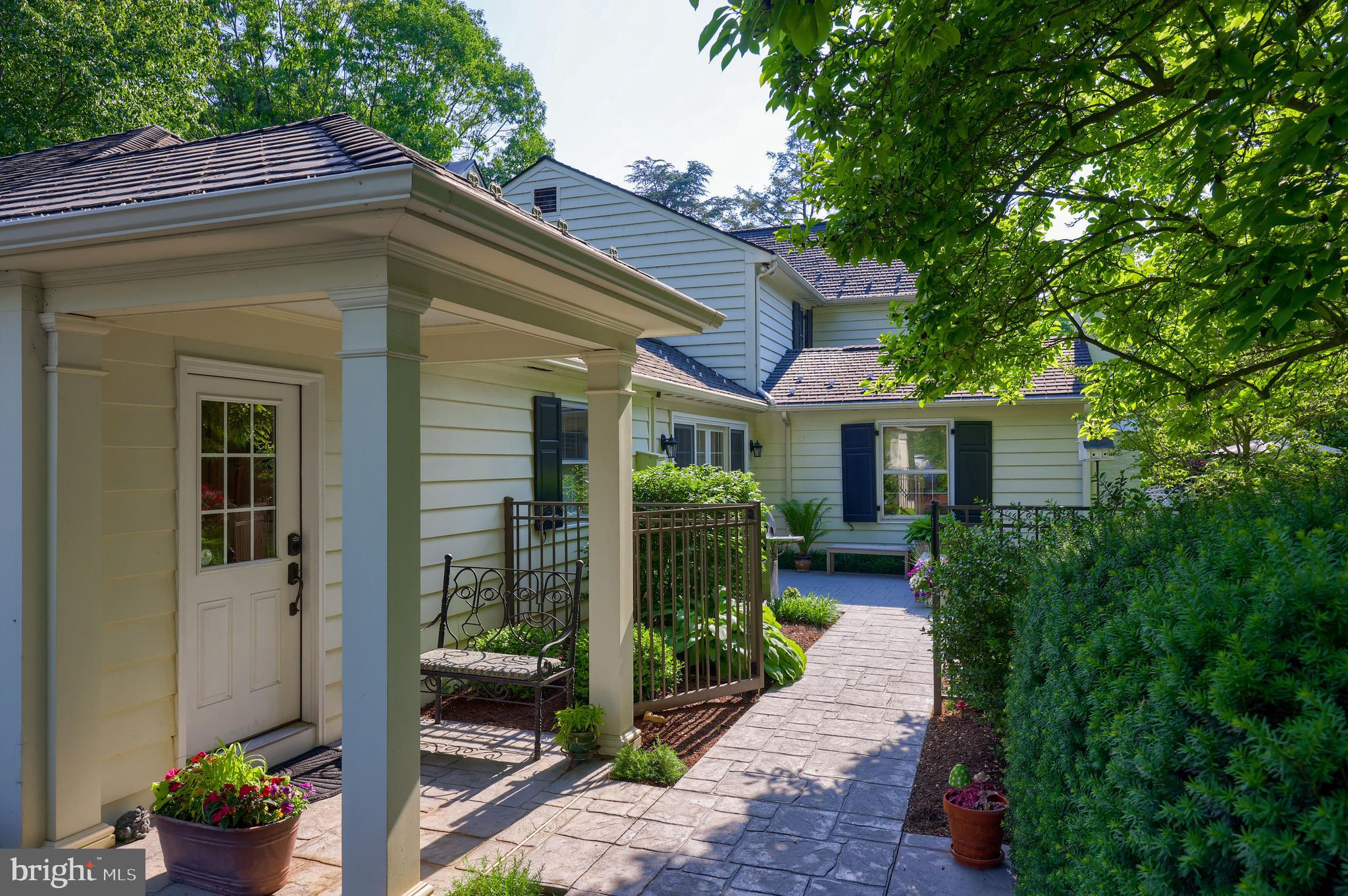 BROOK FARMS - Residential