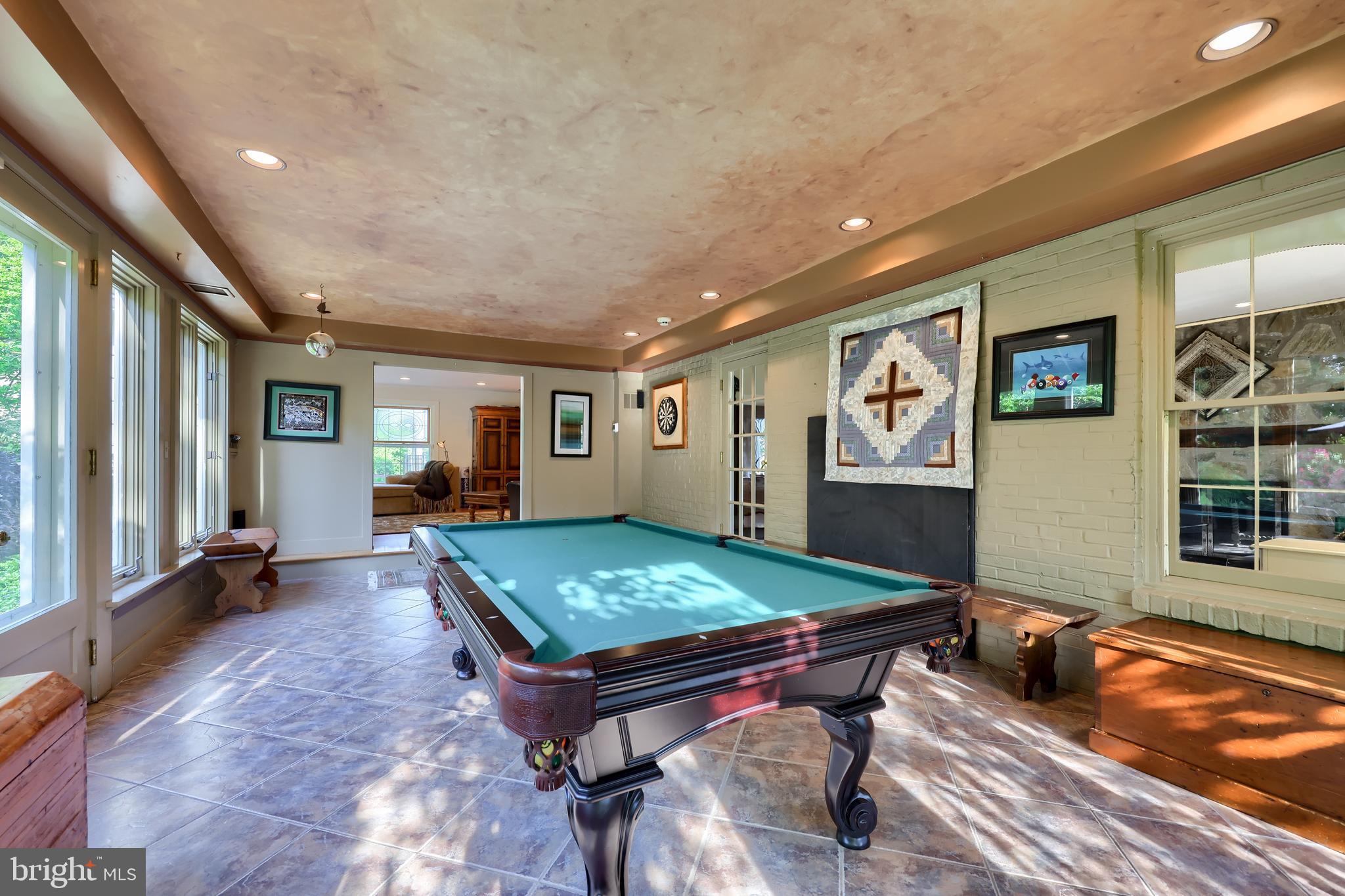 BROOK FARMS - Residential