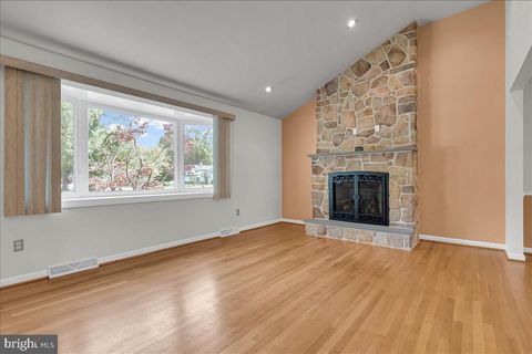 Photo of 2115 Coventry Drive, WILMINGTON, DE 19810 (MLS # DENC2089950)