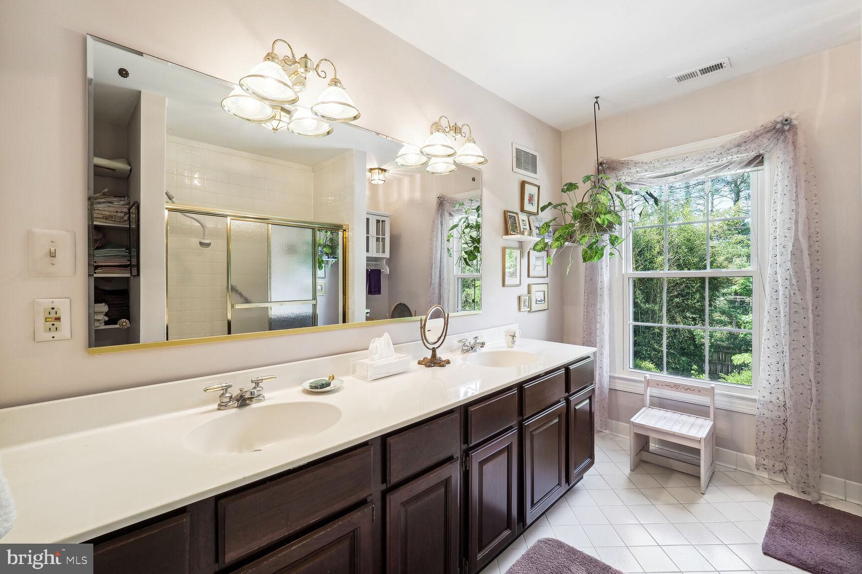 DARNESTOWN OUTSIDE - Residential