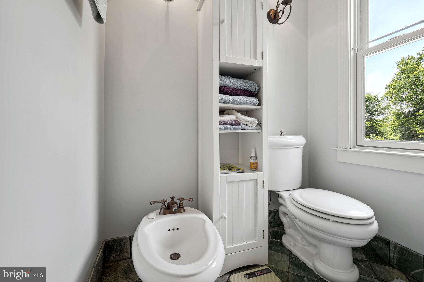 DARNESTOWN OUTSIDE - Residential