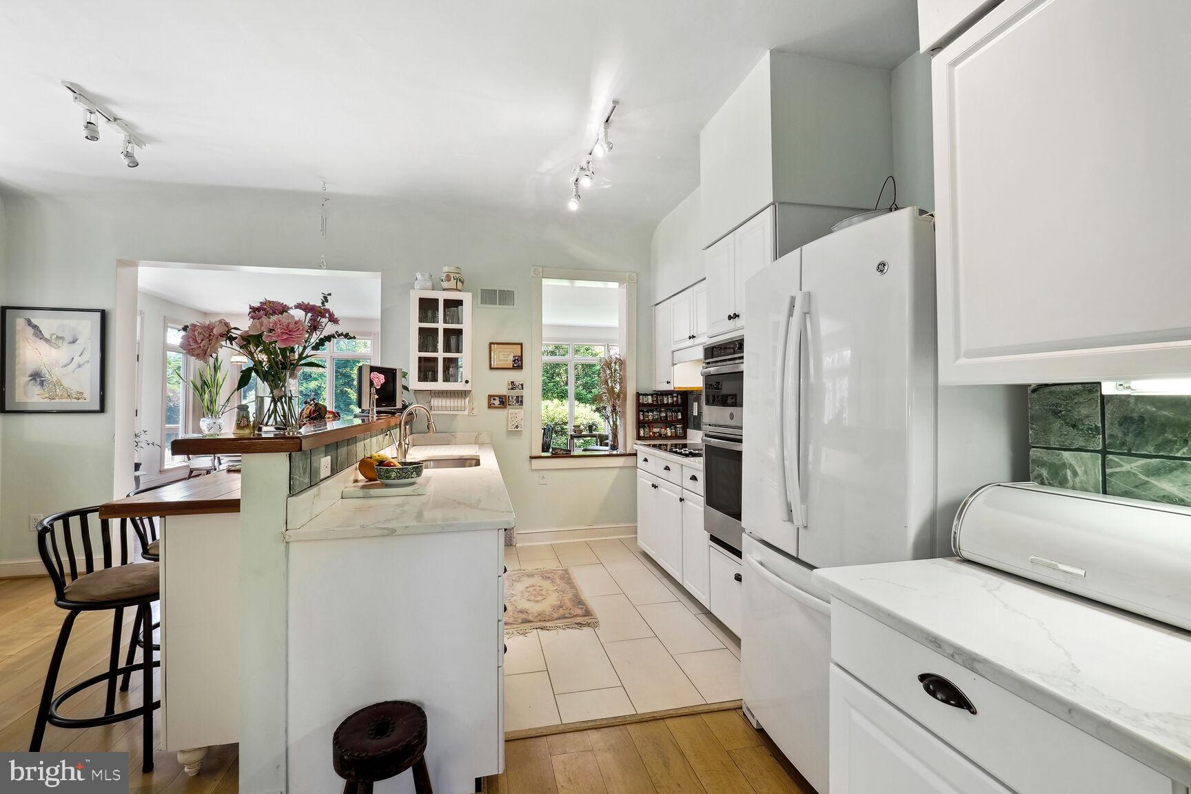 DARNESTOWN OUTSIDE - Residential