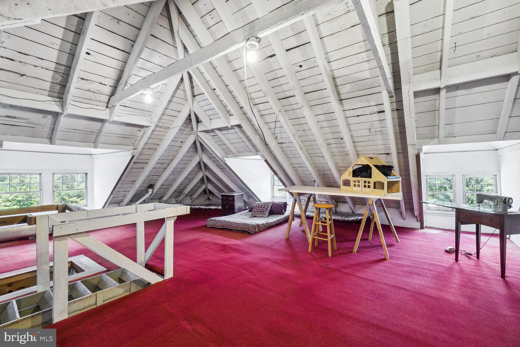 DARNESTOWN OUTSIDE - Residential