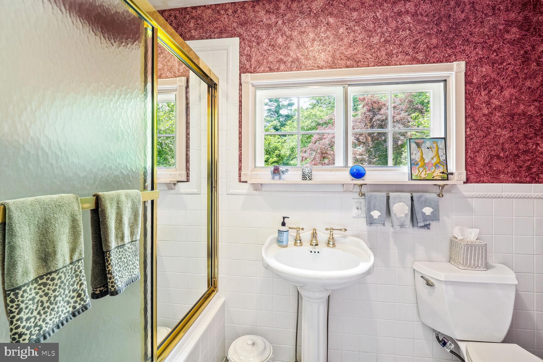 DARNESTOWN OUTSIDE - Residential